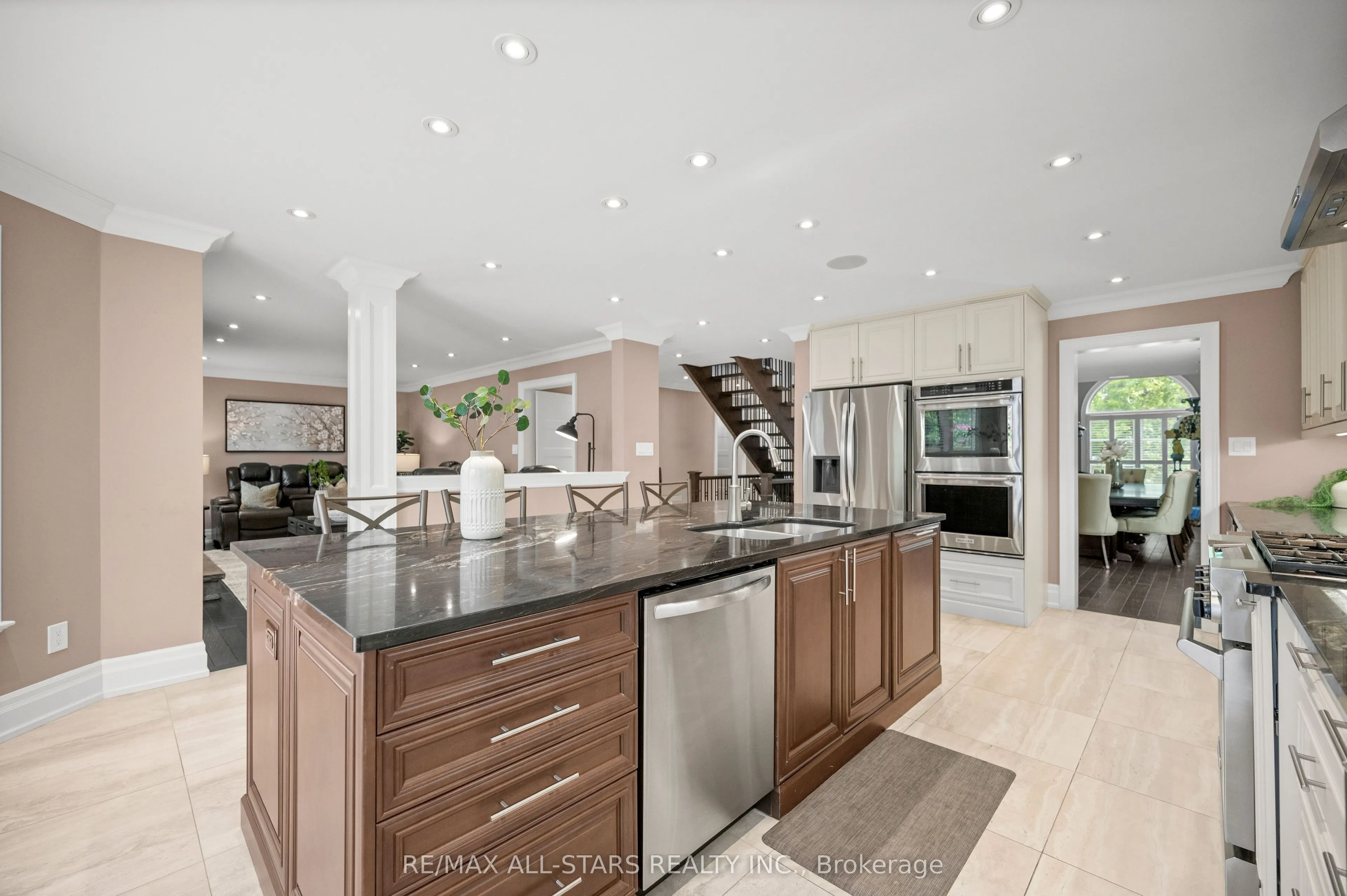 139 Rhodes Circle
