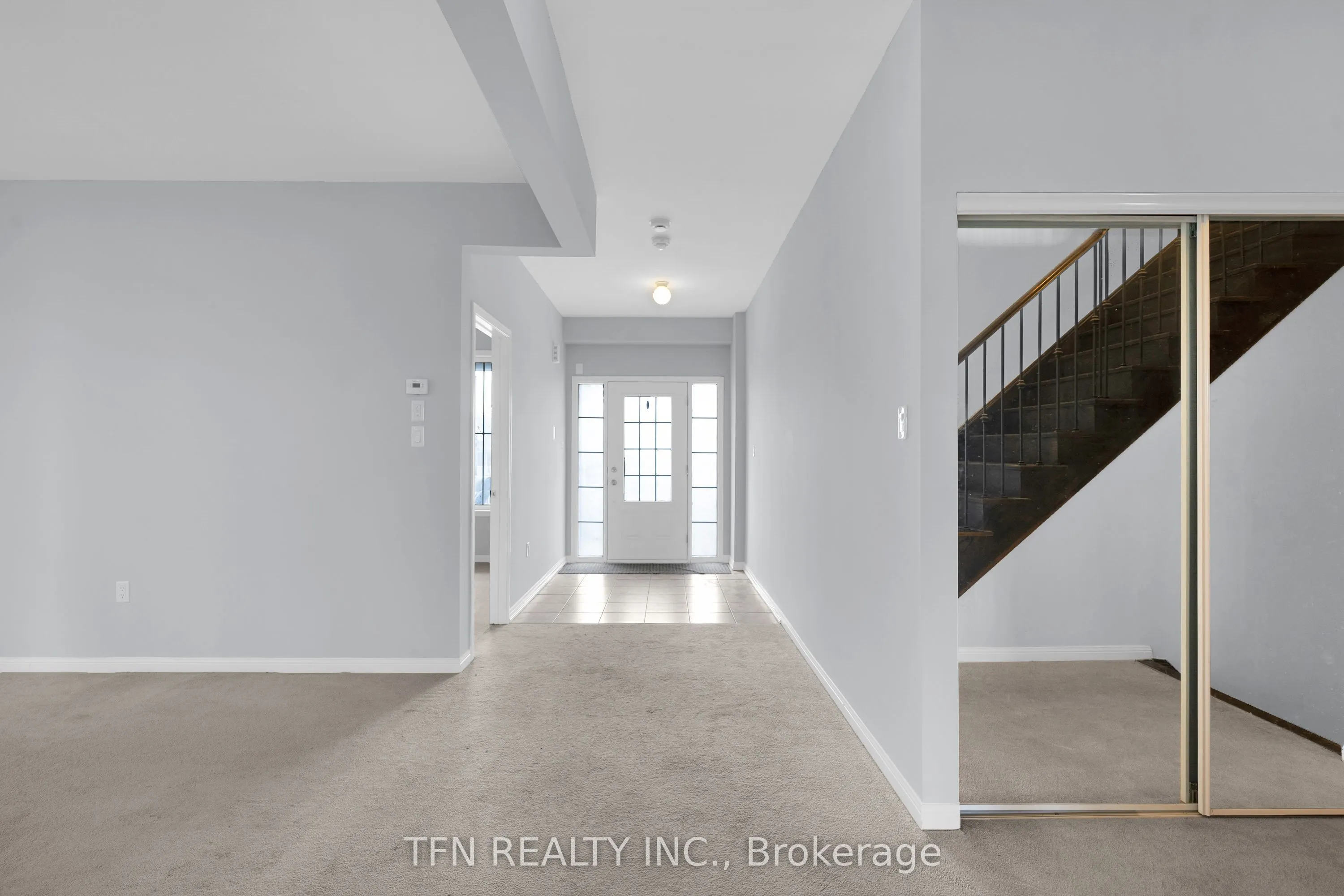 24 Don Hadden Crescent
