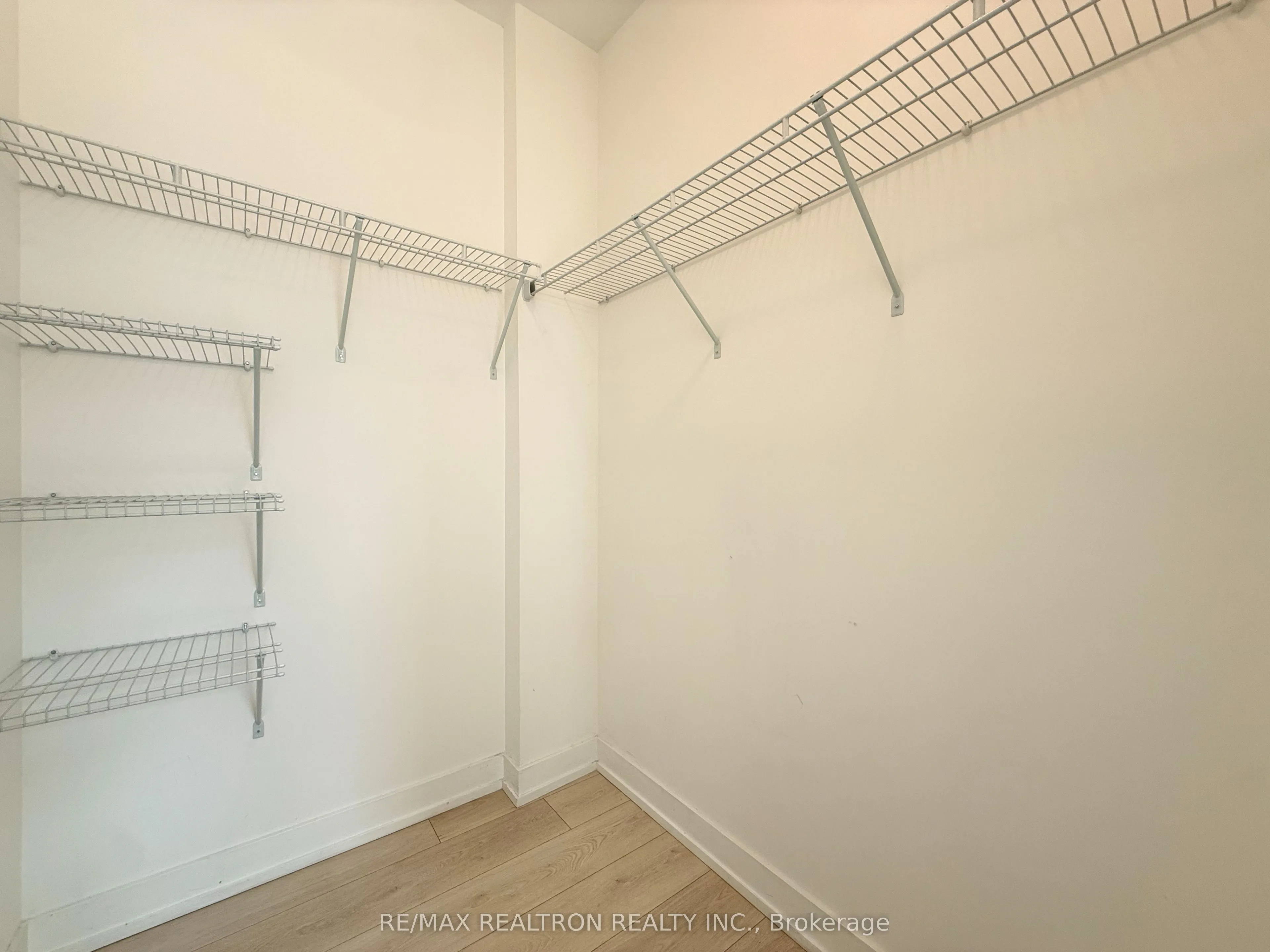 1709 Bur Oak Avenue #509