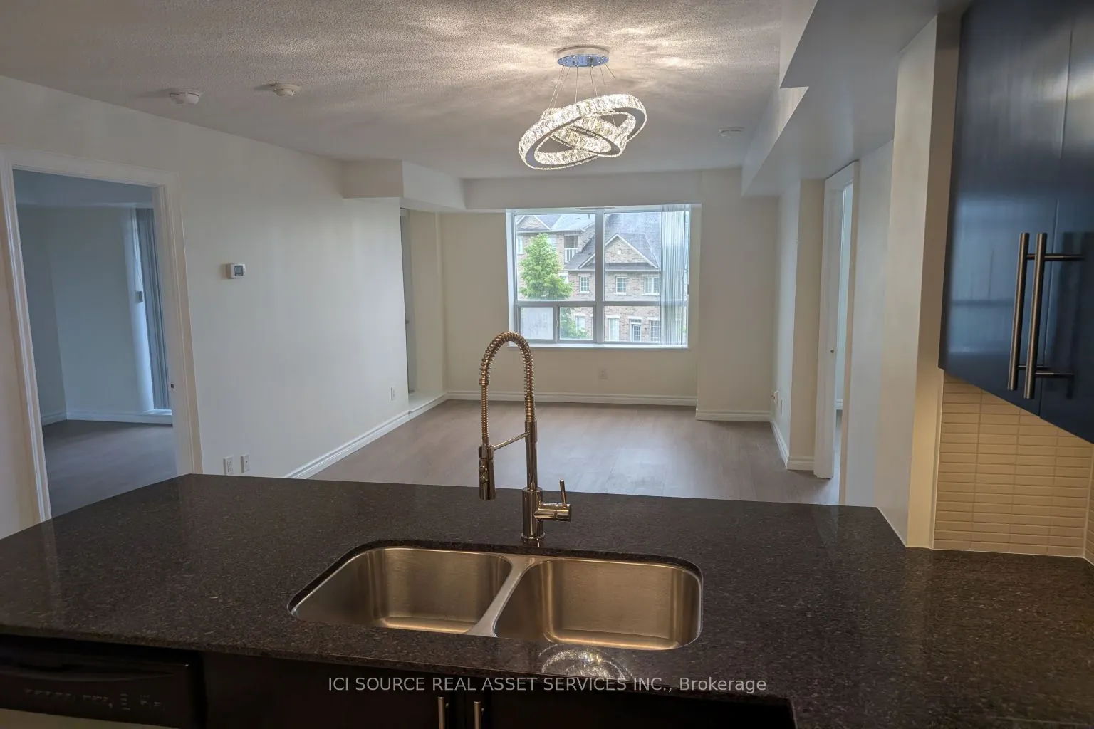 73 King William Crescent #202
