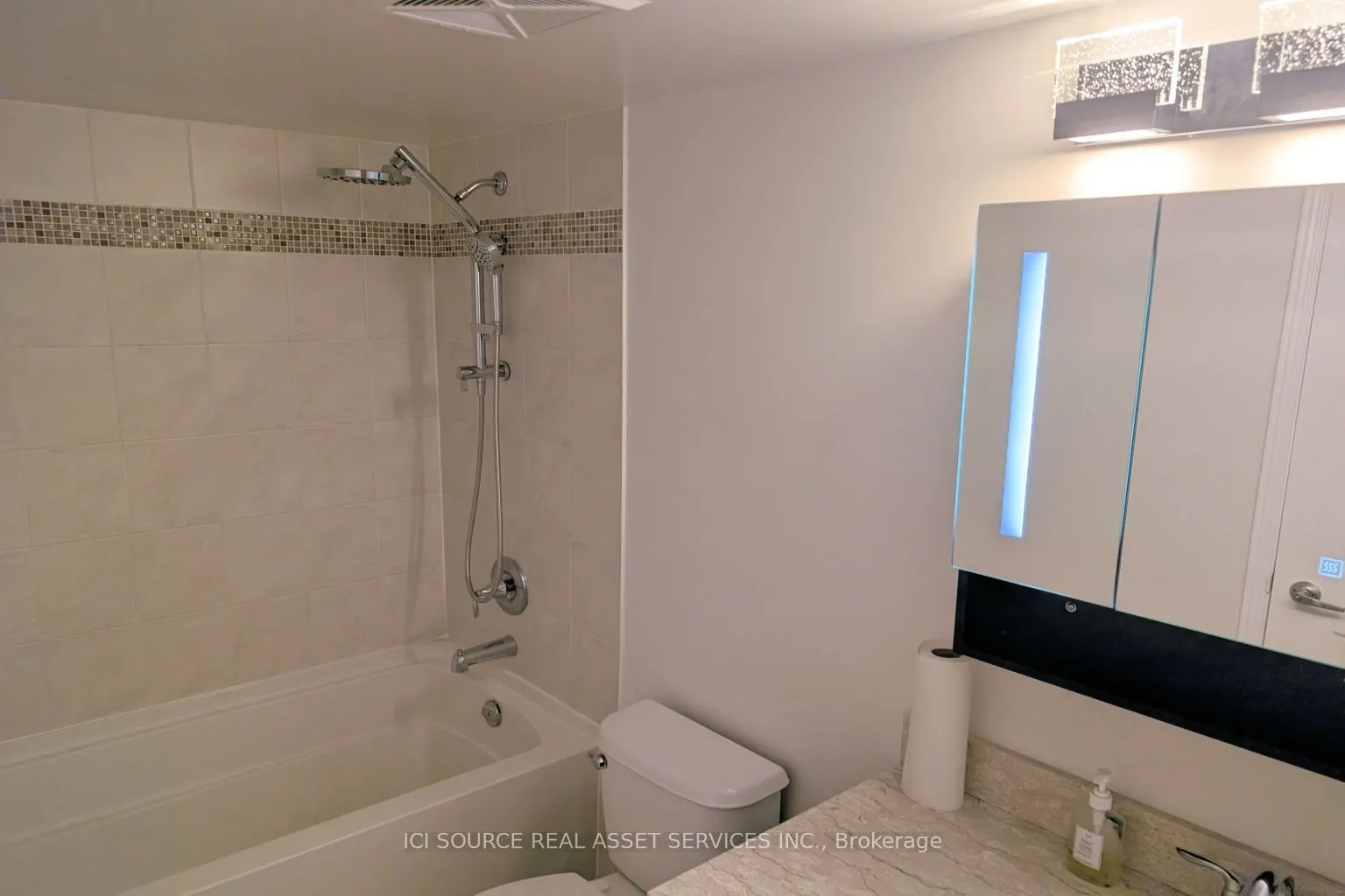 73 King William Crescent #202