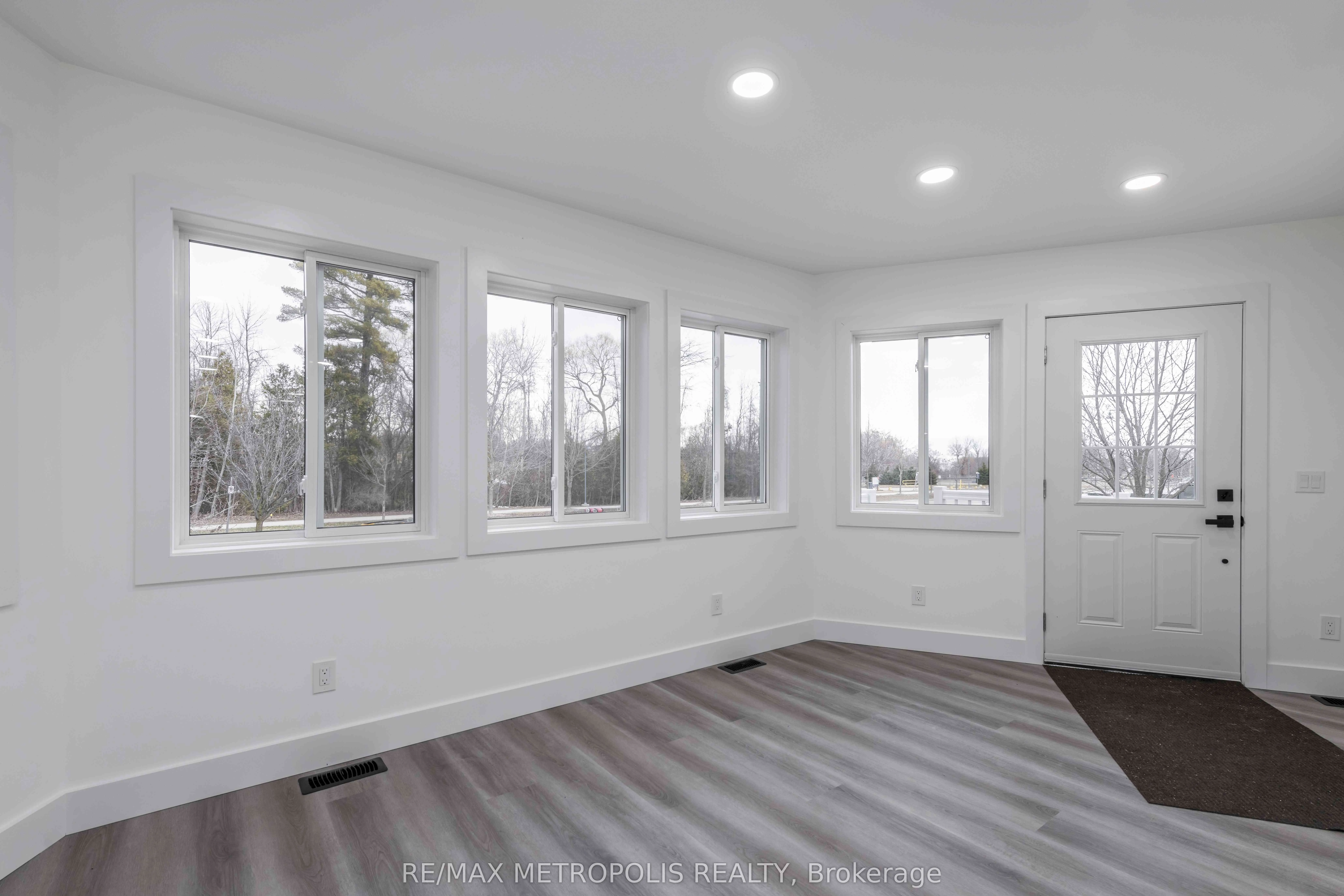 759 Innisfil Beach Road