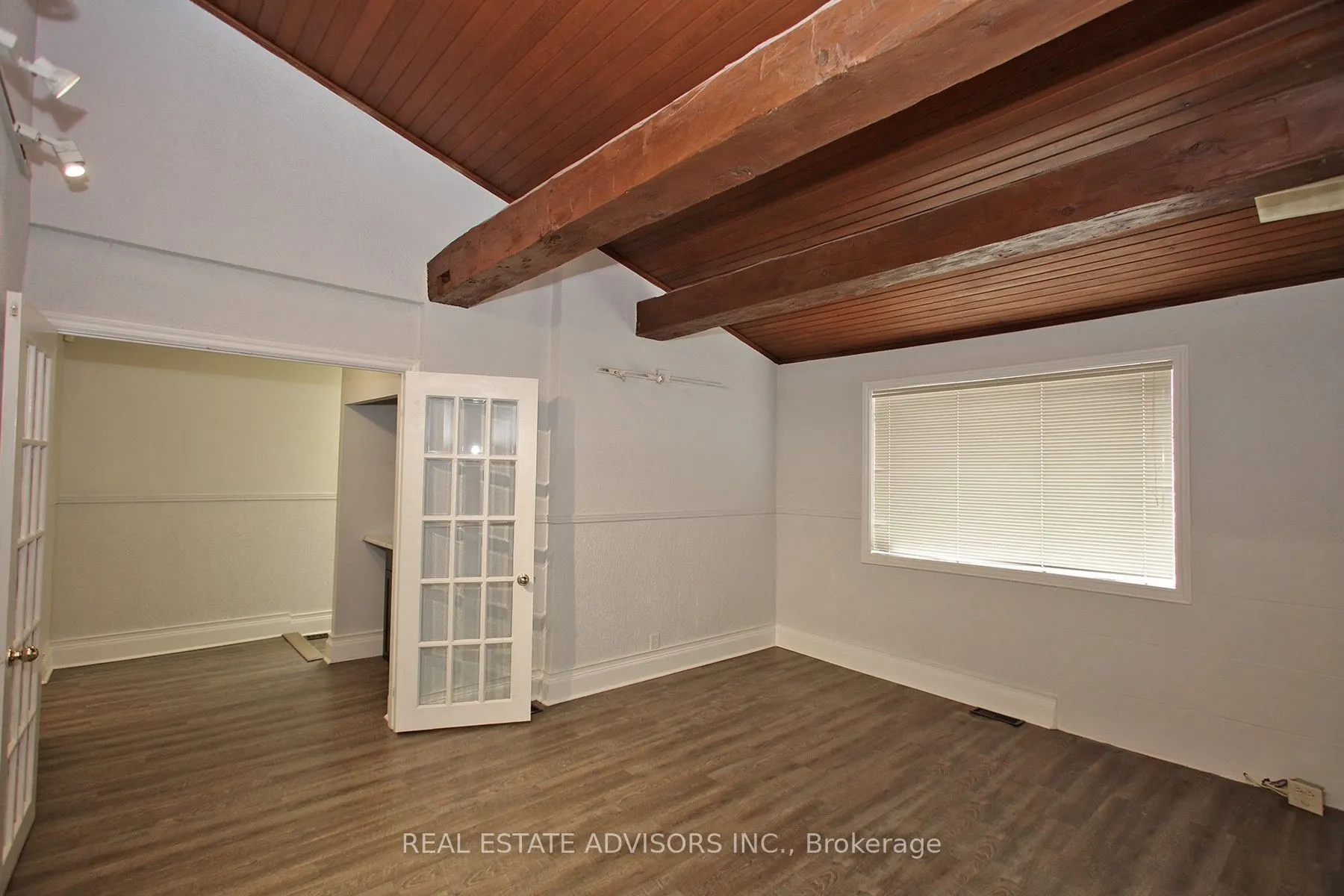 7924 Kipling Avenue