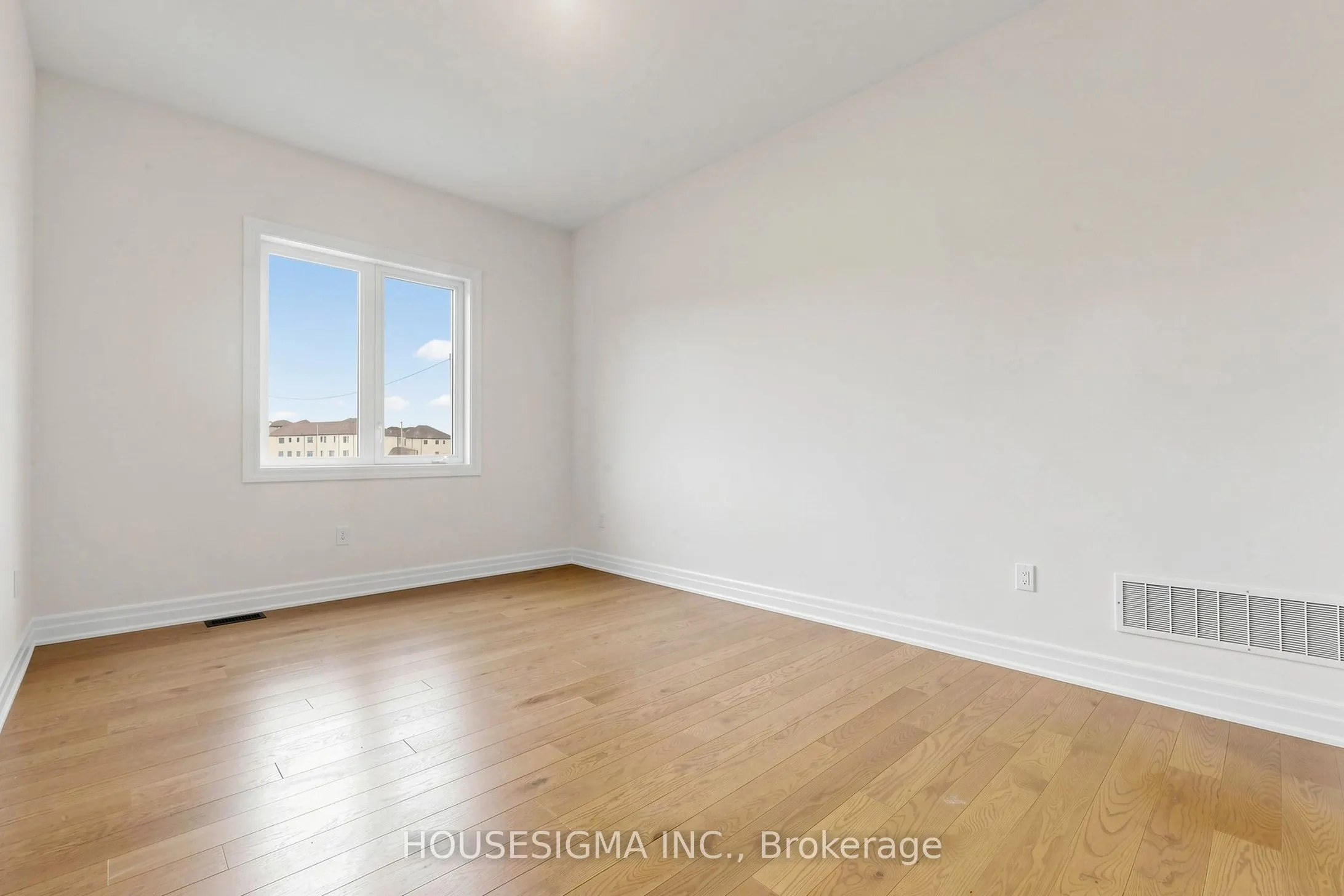 10 Max Bulmer Court