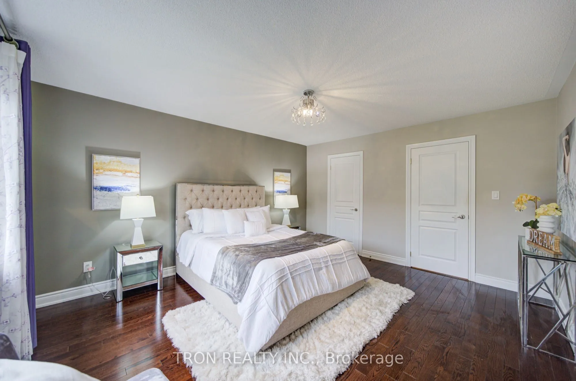 33 Mazarine Lane