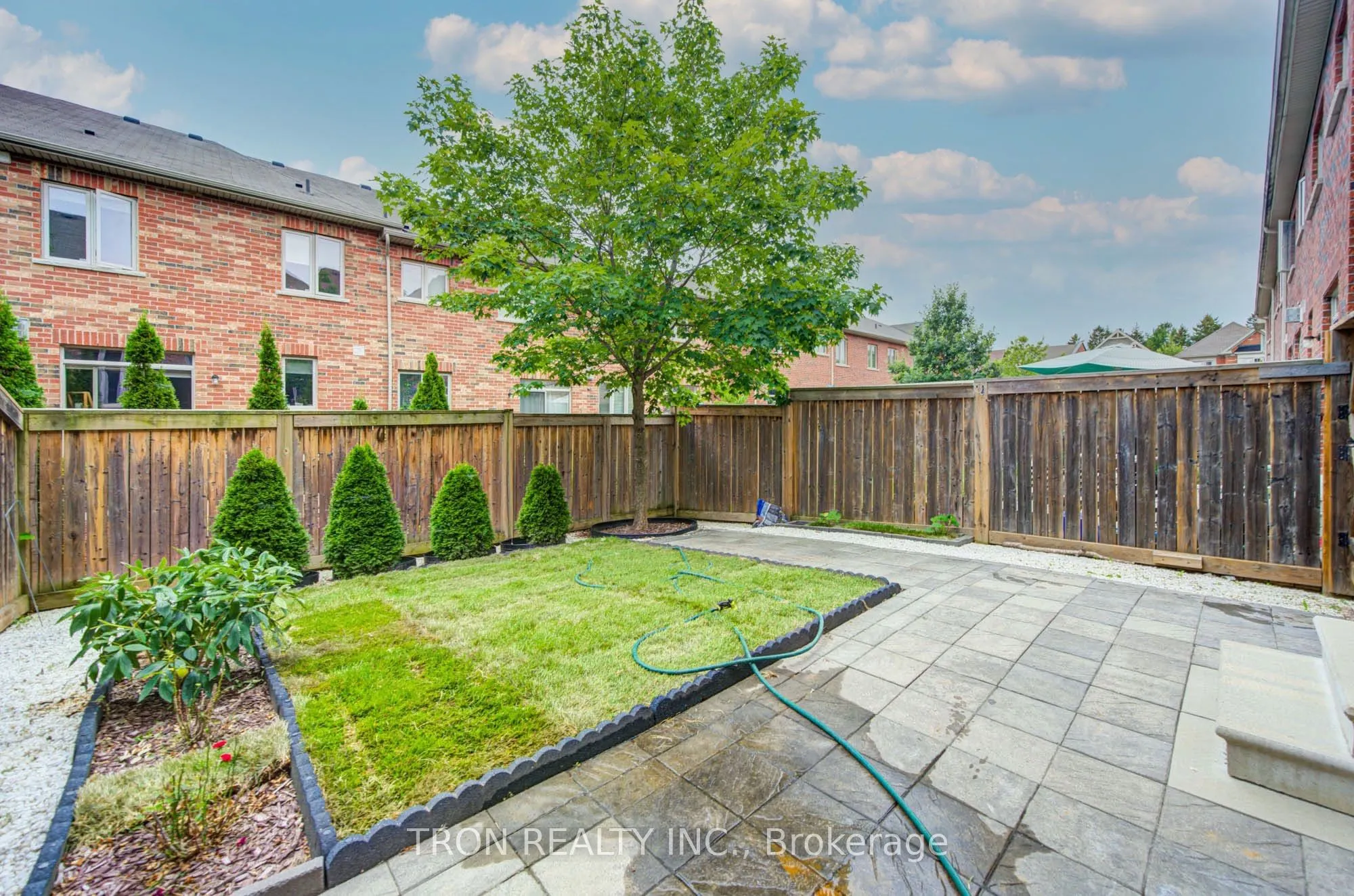 33 Mazarine Lane
