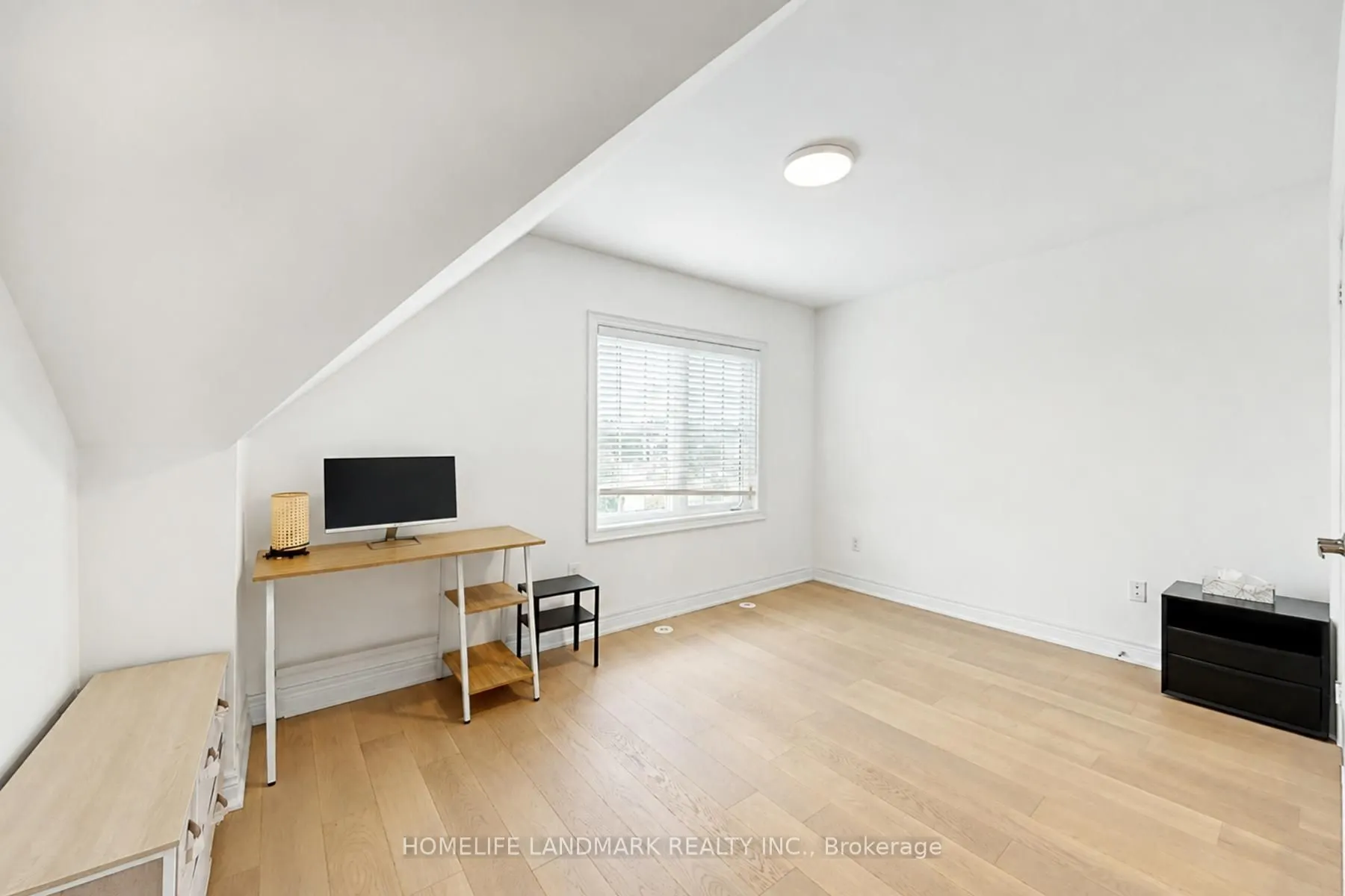 8900 Bathurst Street #27