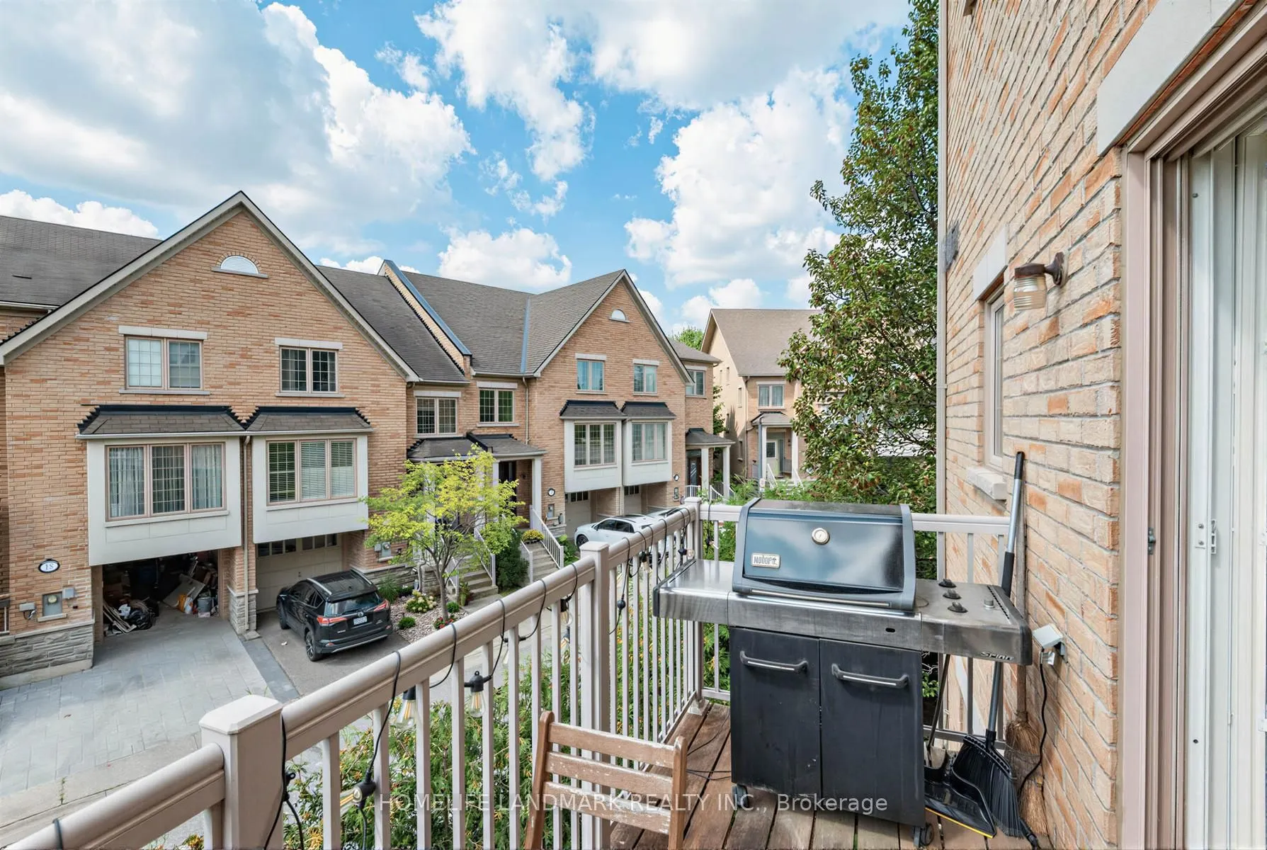 8900 Bathurst Street #27