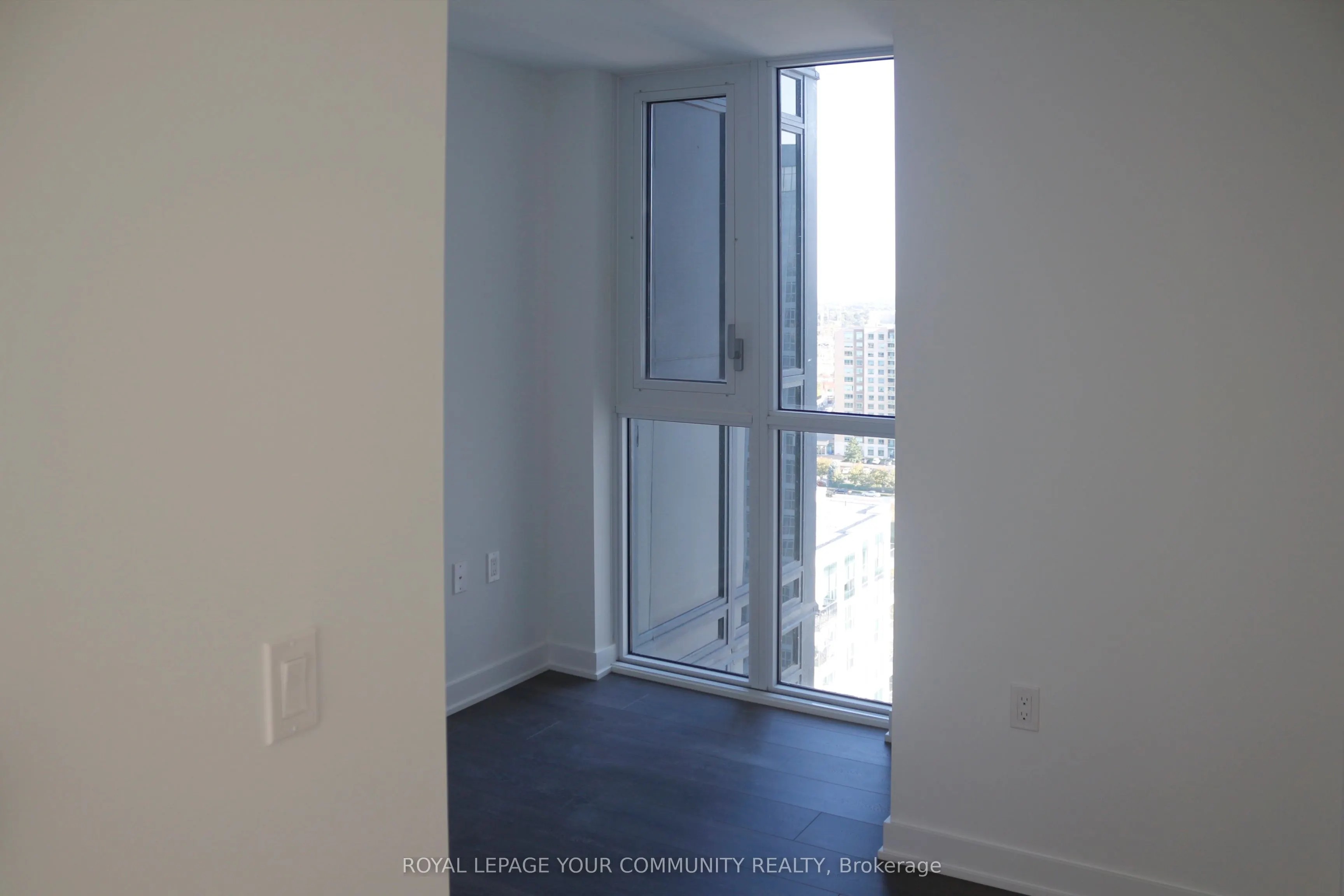 75 Oneida Crescent #1809