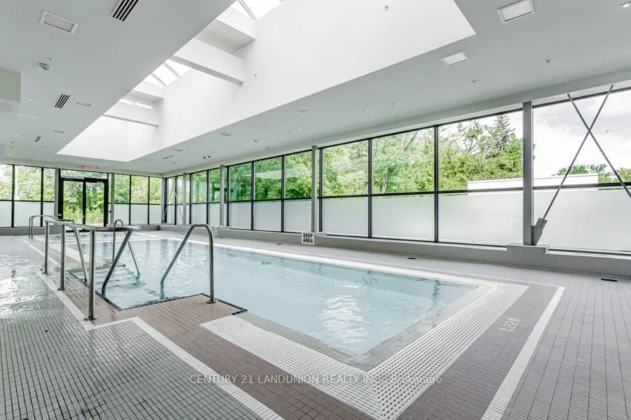 9600 Yonge Street #311B