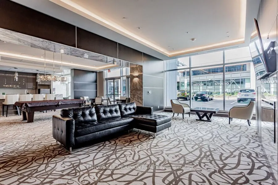 9600 Yonge Street #311B