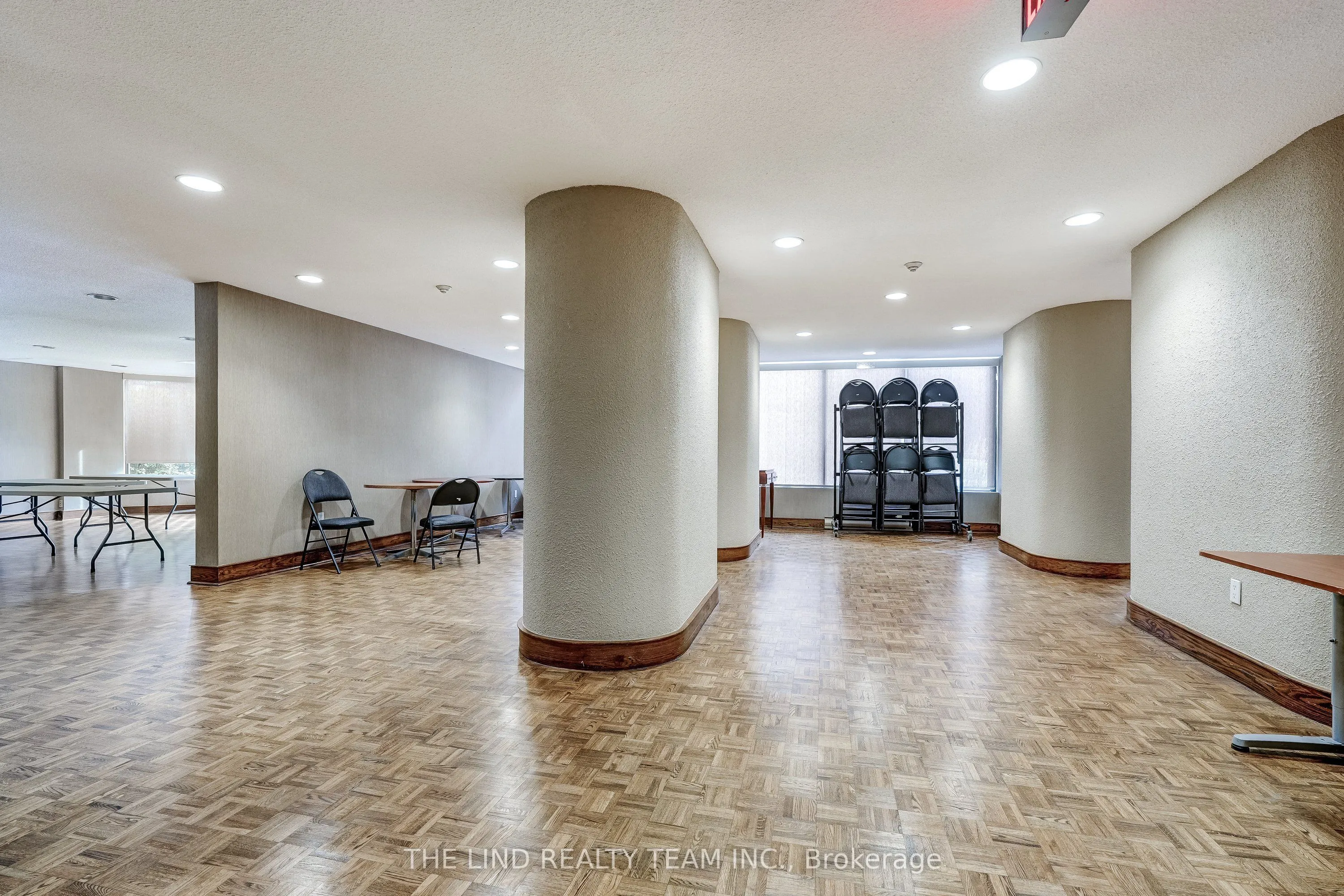 7440 Bathurst Street #1402
