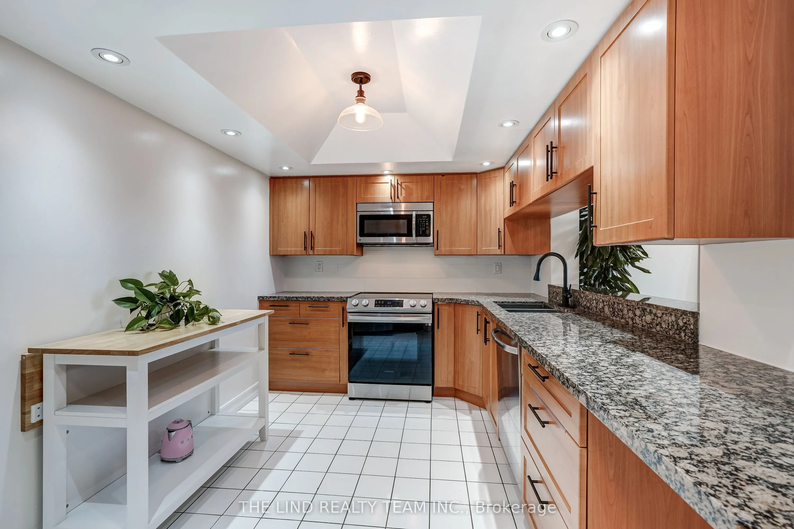 7440 Bathurst Street #1402