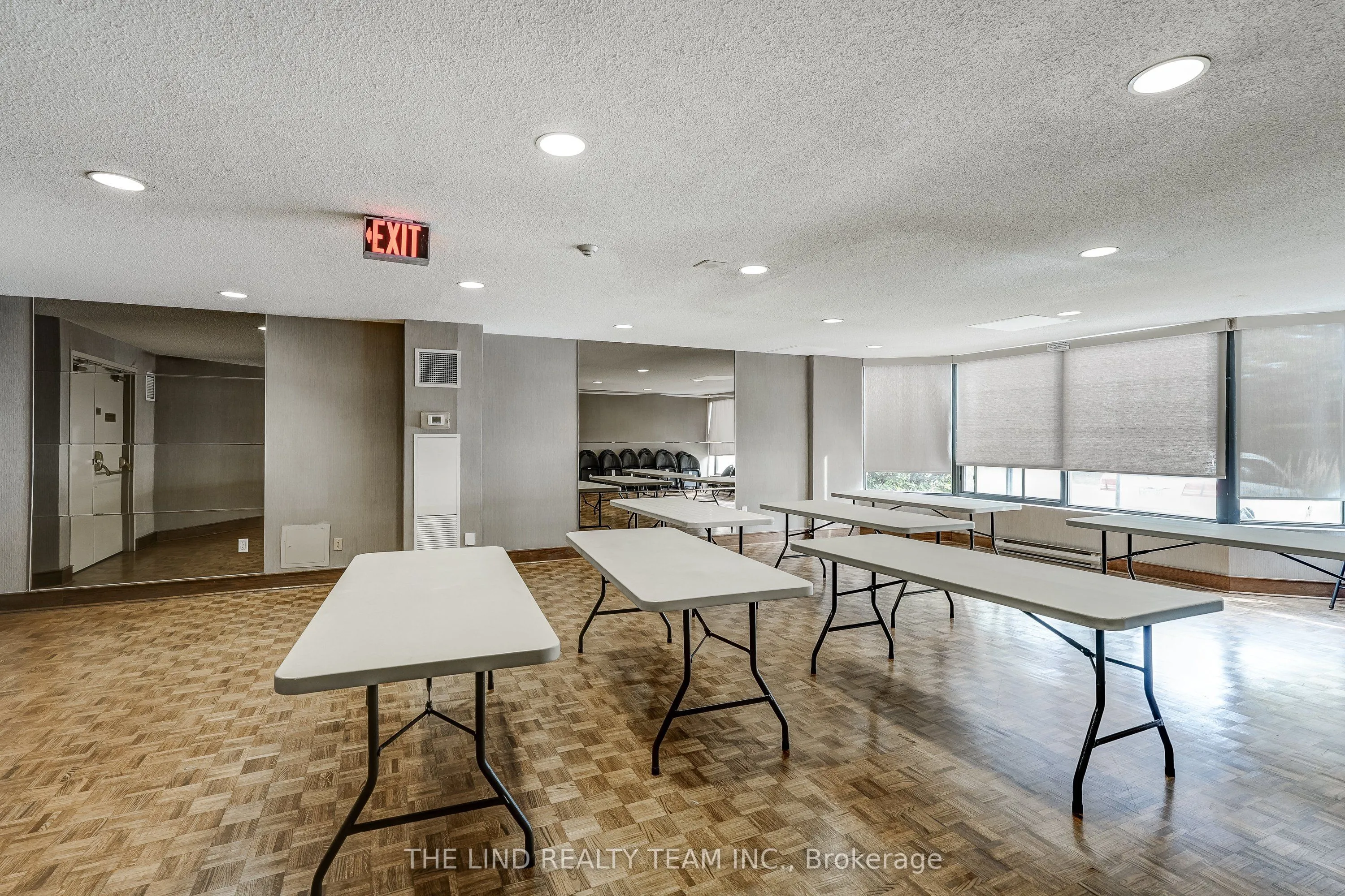 7440 Bathurst Street #1402