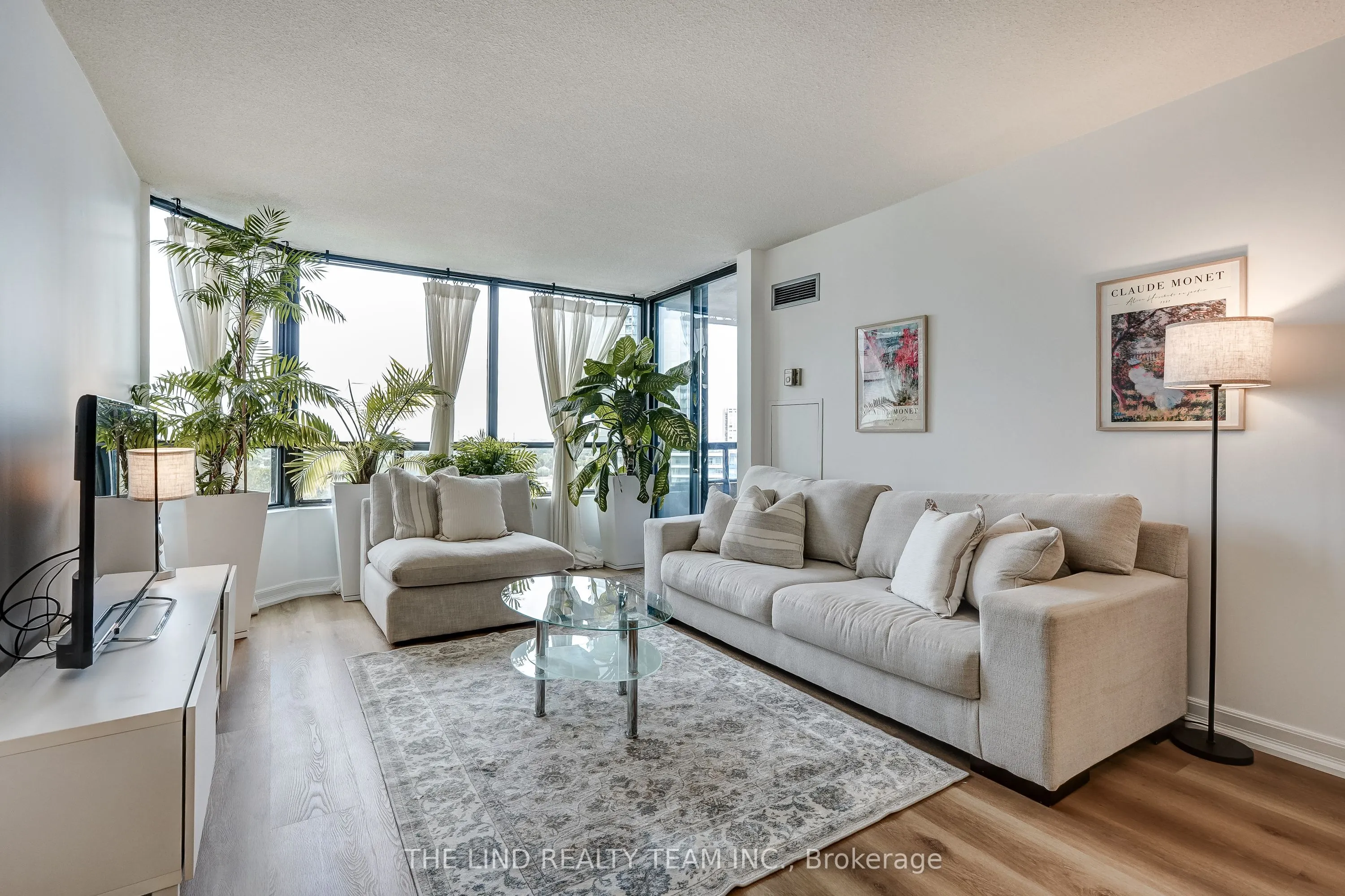 7440 Bathurst Street #1402