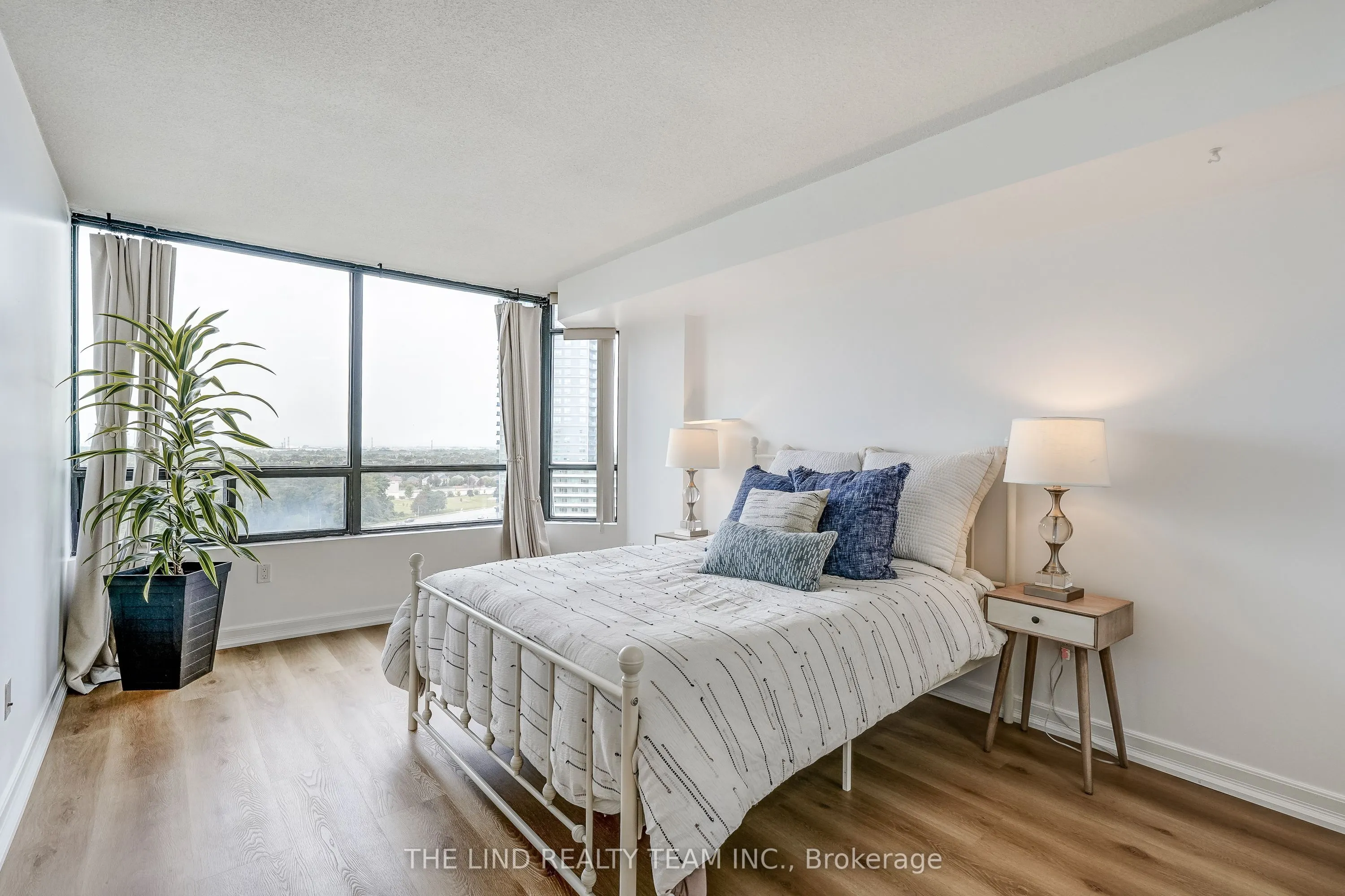 7440 Bathurst Street #1402