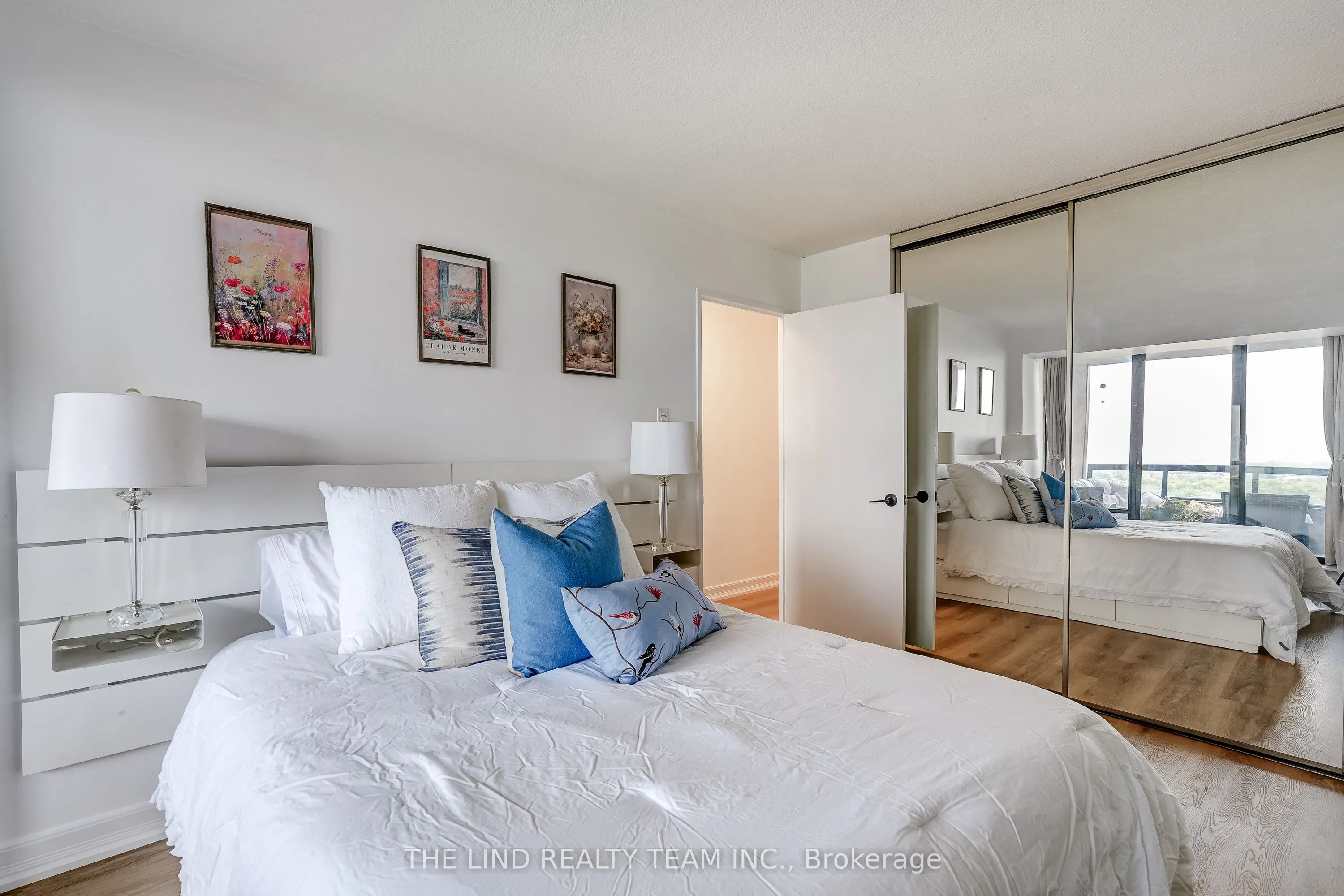 7440 Bathurst Street #1402