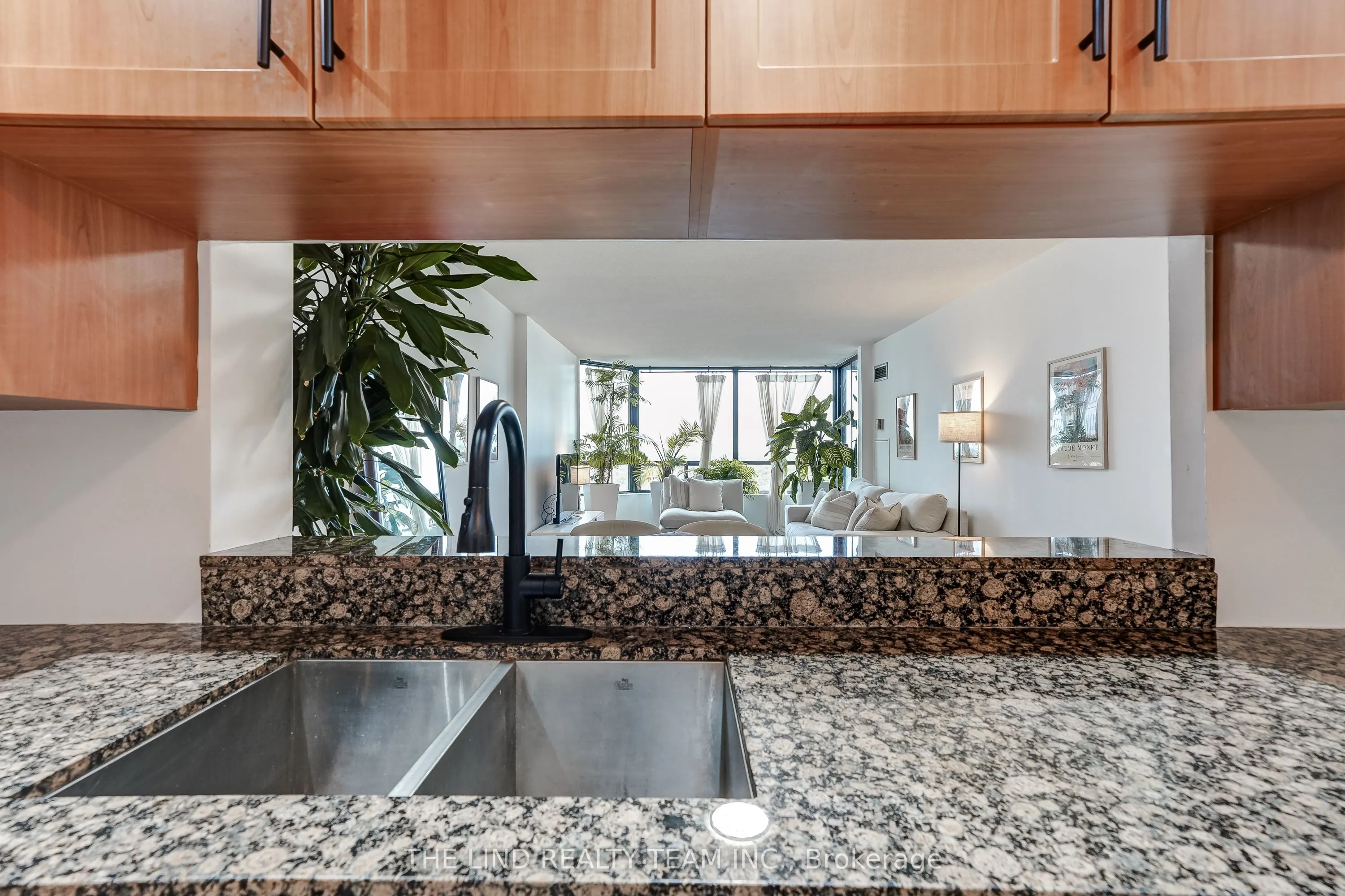 7440 Bathurst Street #1402