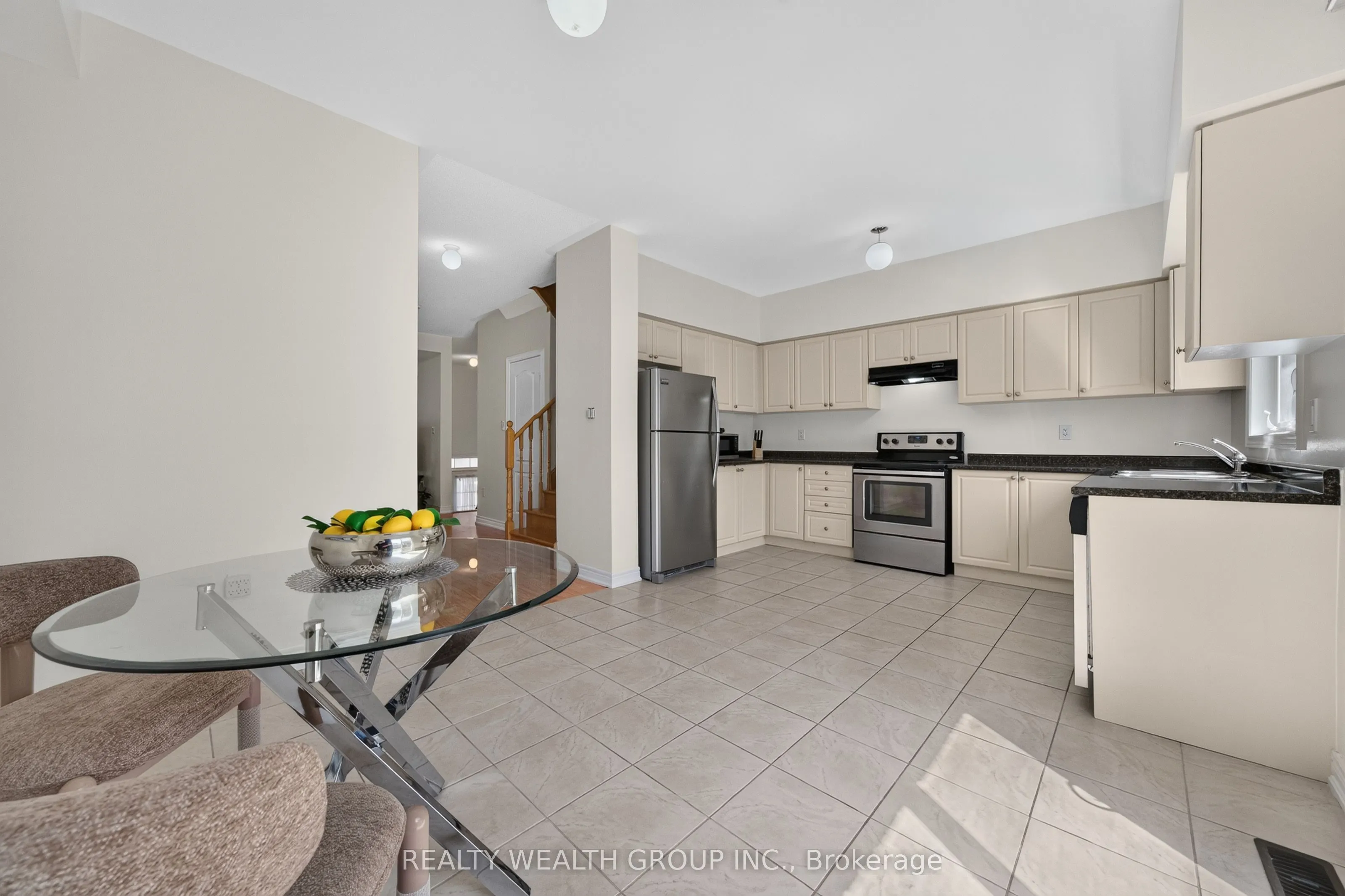 35 Matthewson Avenue
