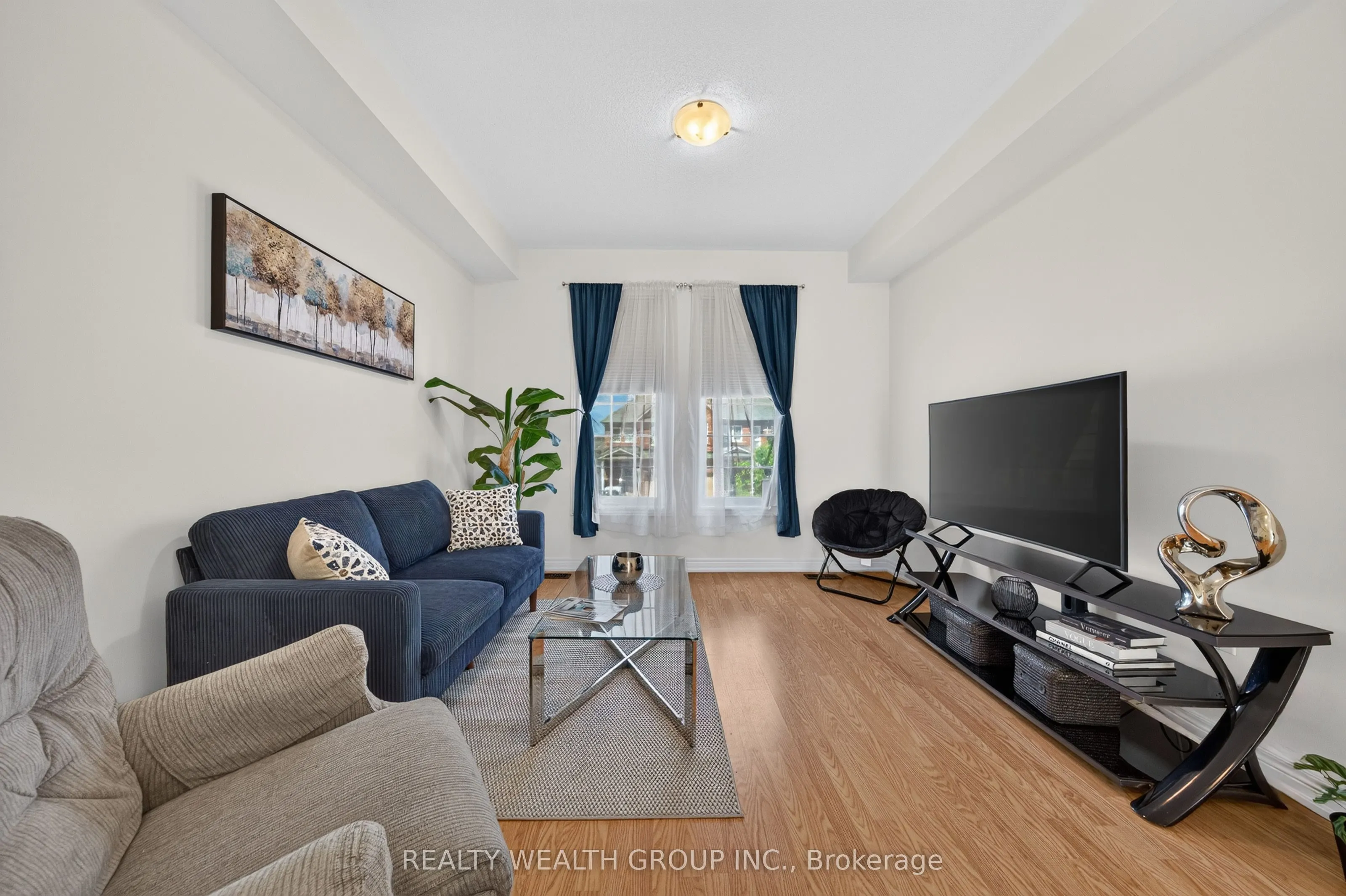 35 Matthewson Avenue