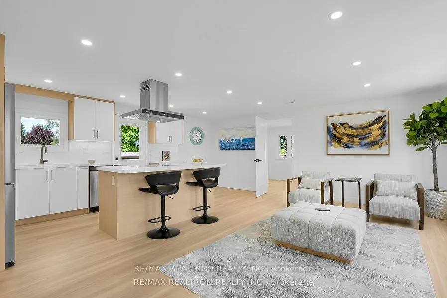 41 Trefoil Drive