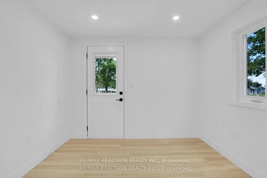 41 Trefoil Drive