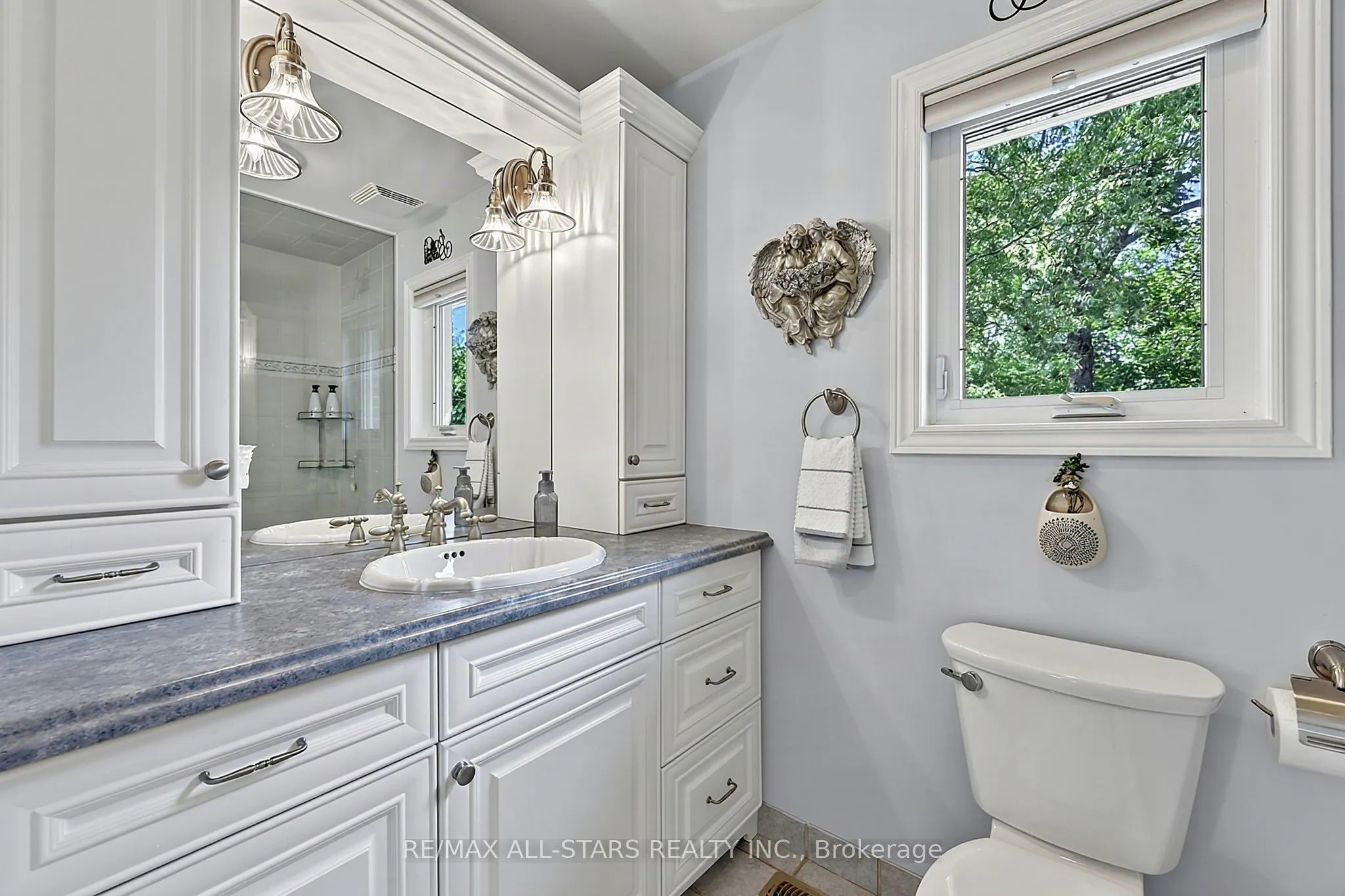 117 Riverglen Drive