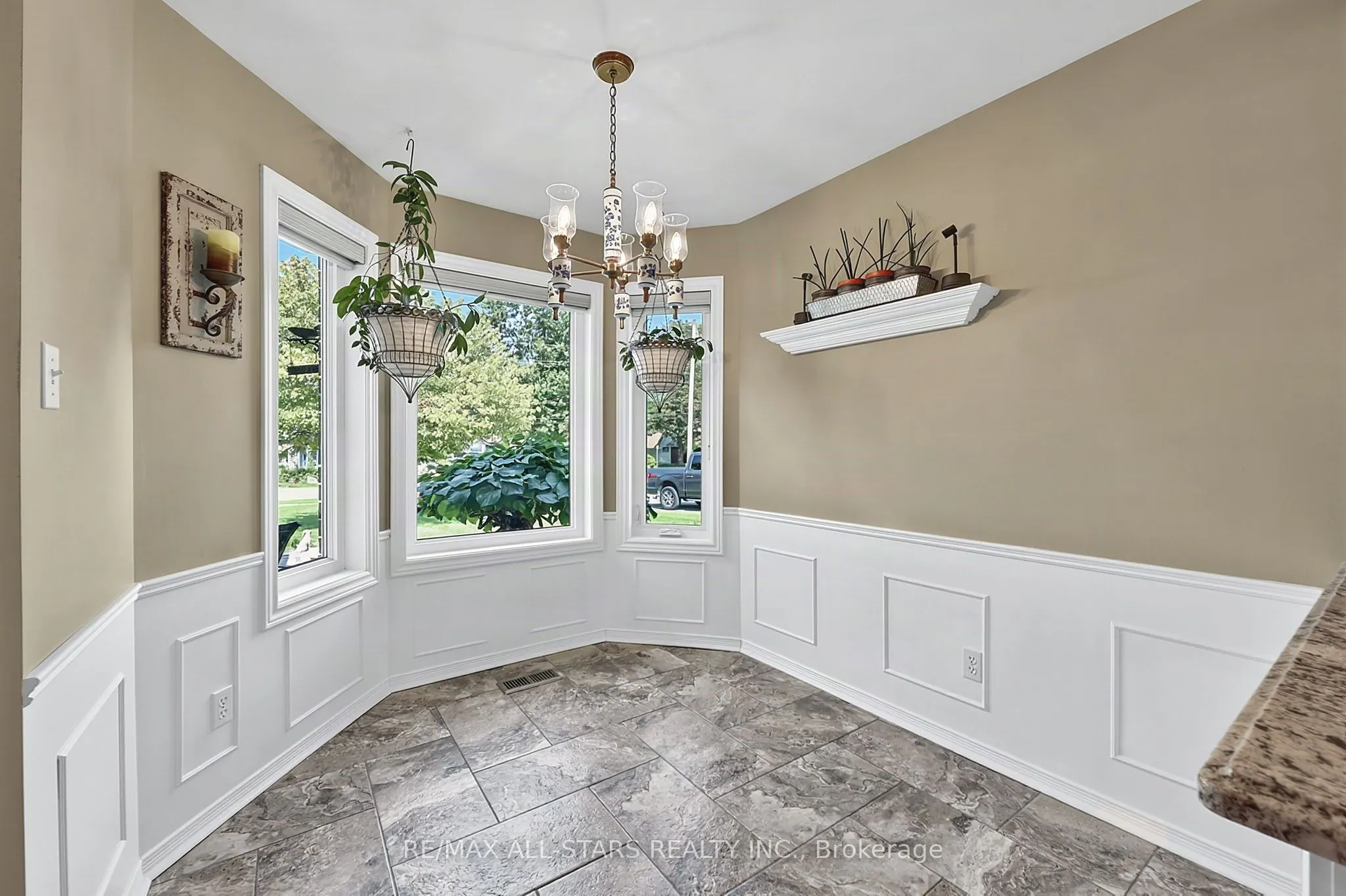 117 Riverglen Drive