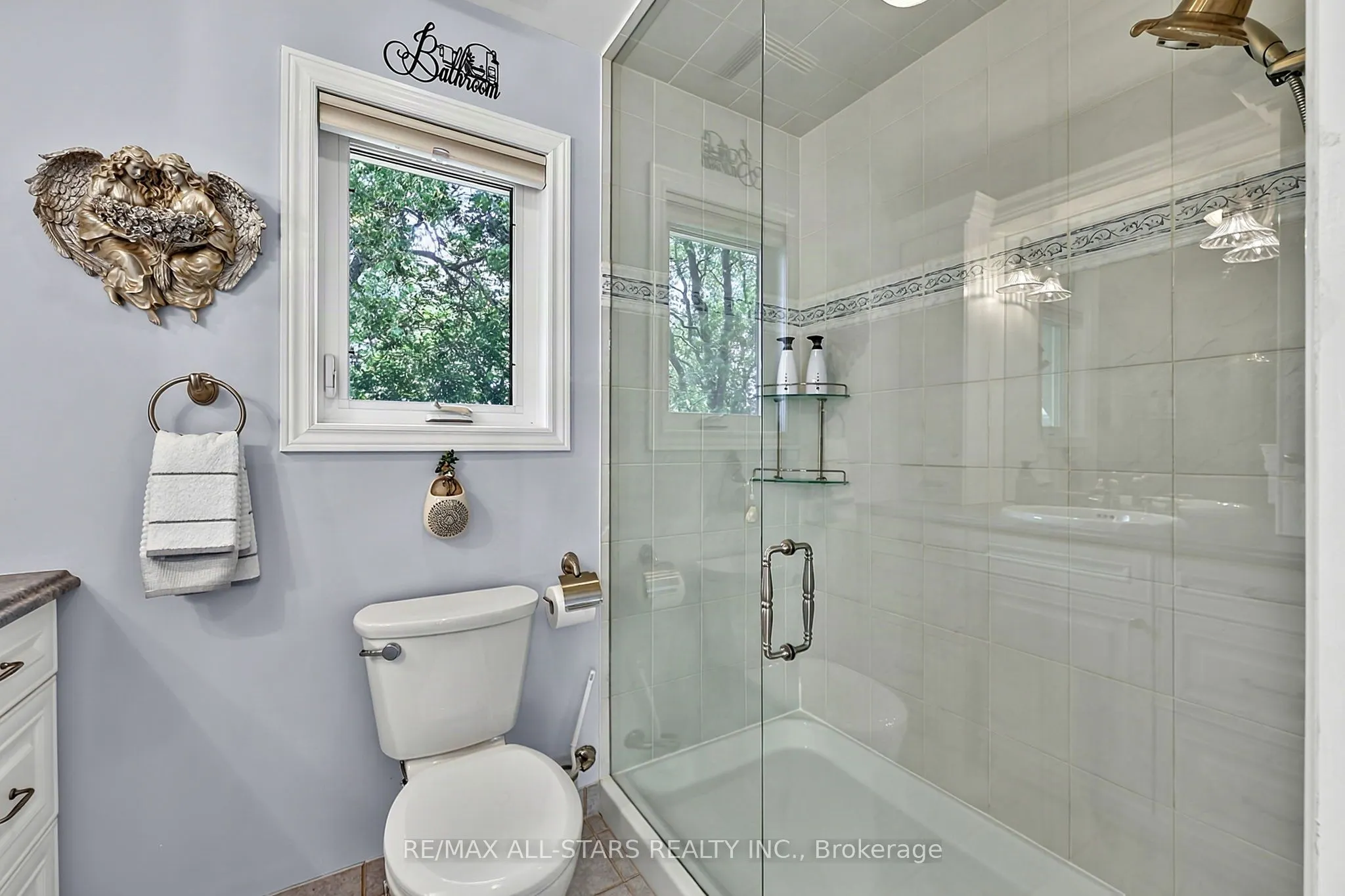 117 Riverglen Drive
