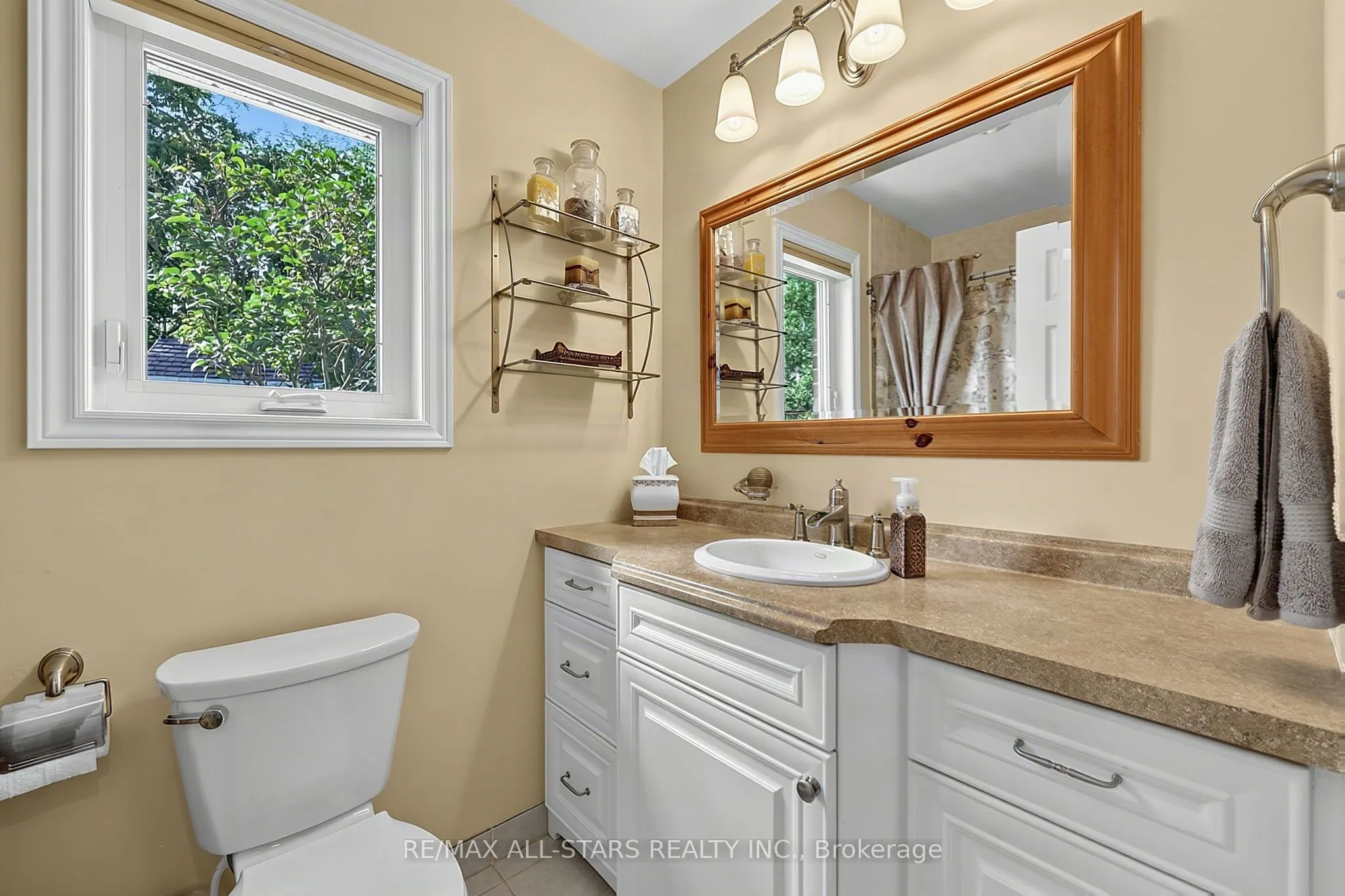 117 Riverglen Drive