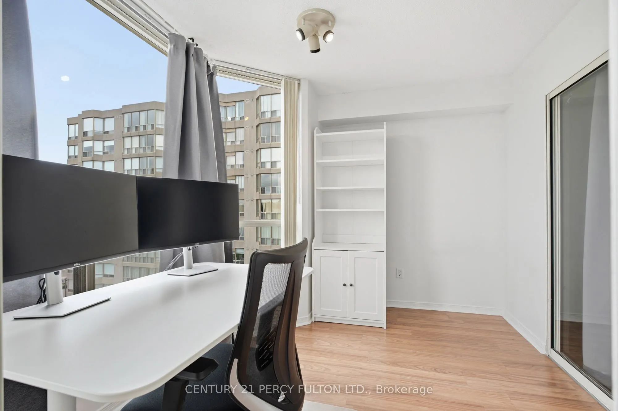 309 Major Mackenzie Avenue #611