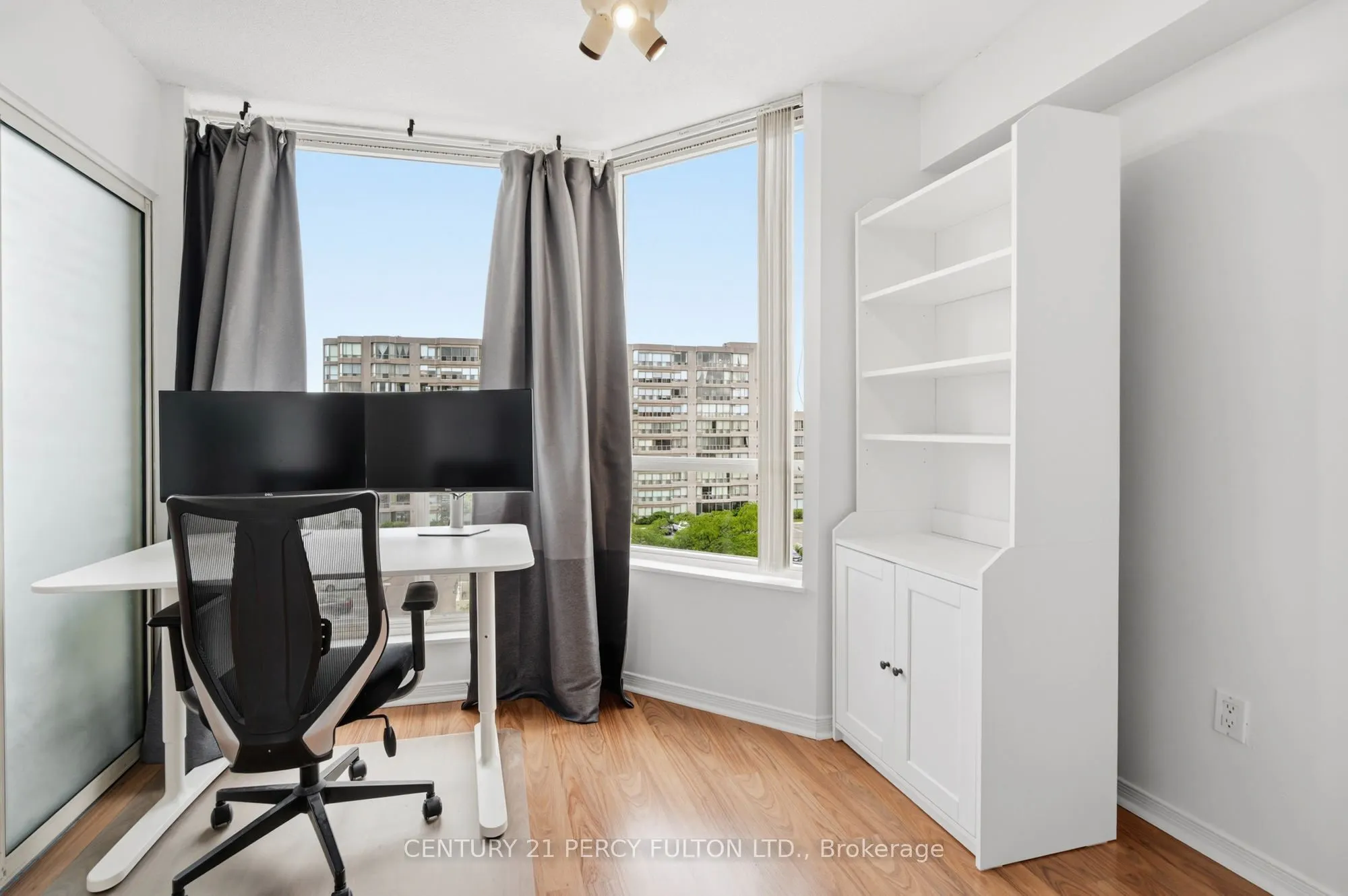 309 Major Mackenzie Avenue #611