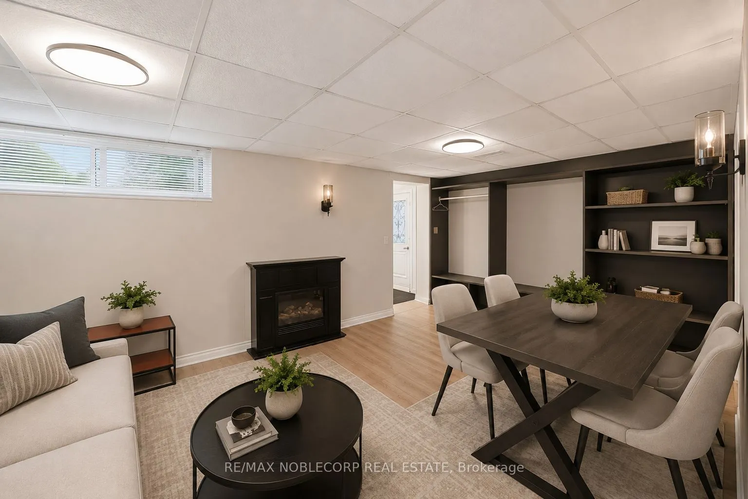 166 Collings Avenue