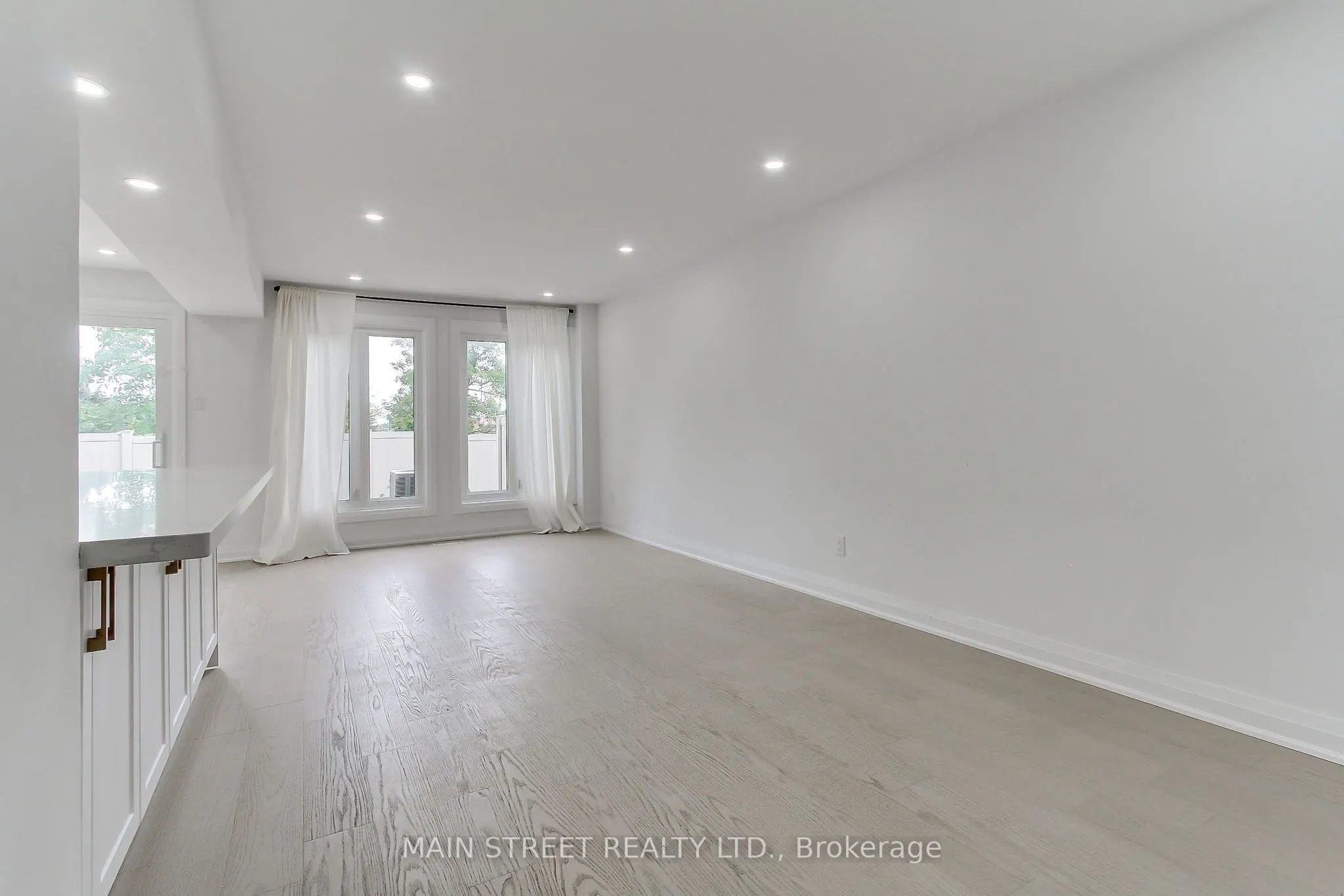 72 Alameda Circle #20