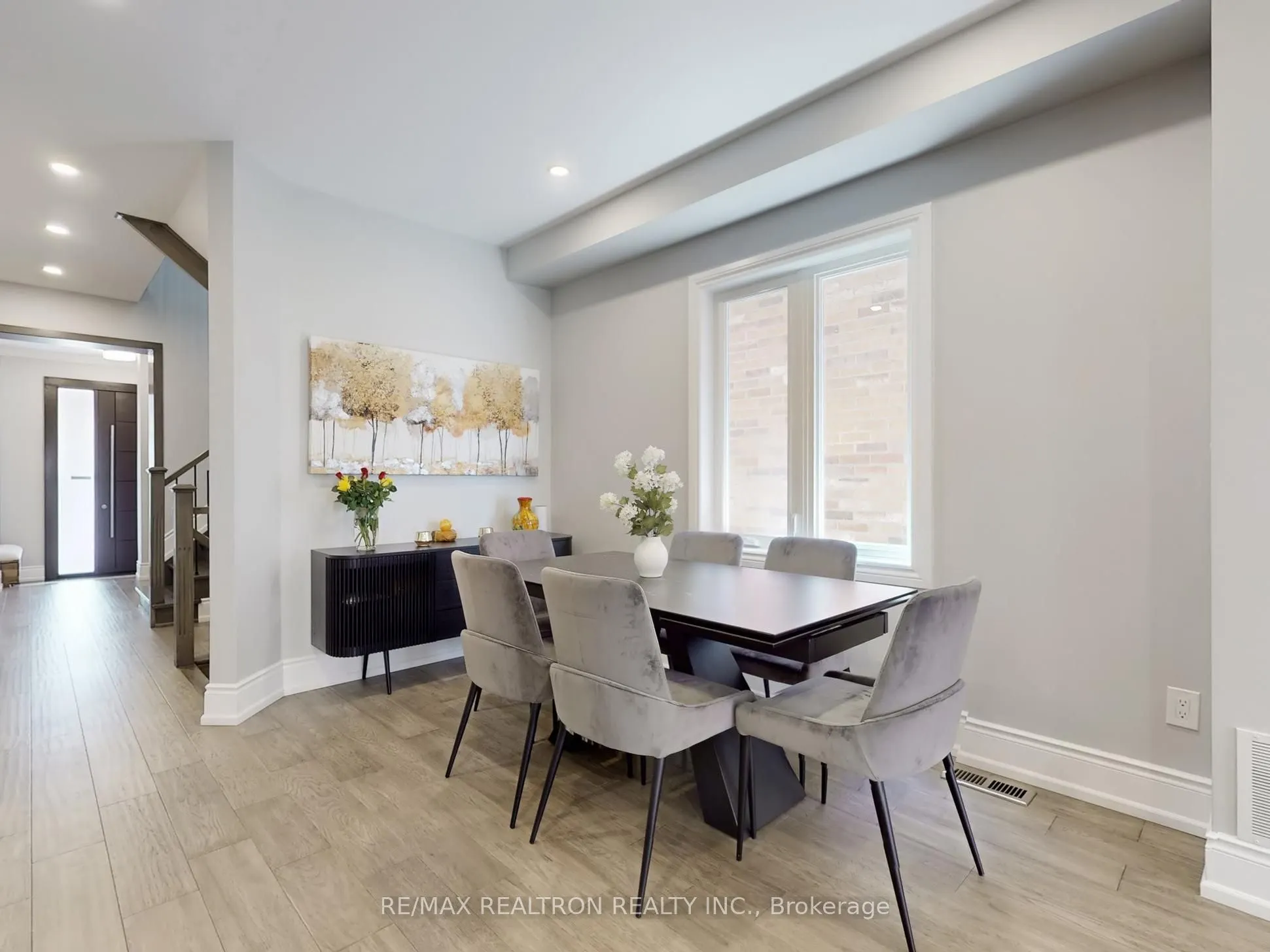 115 Bentoak Crescent