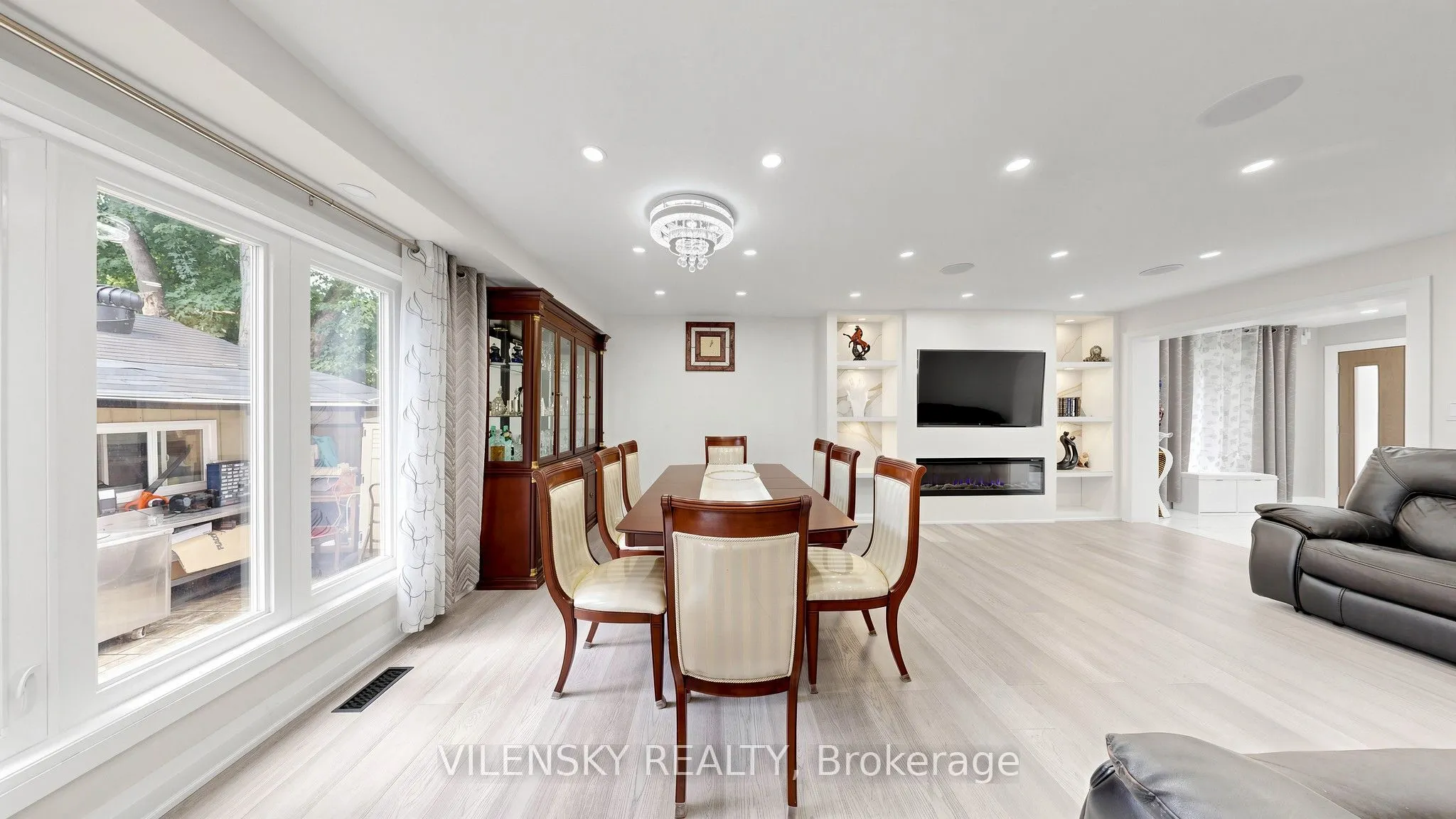 31 Lonny Court