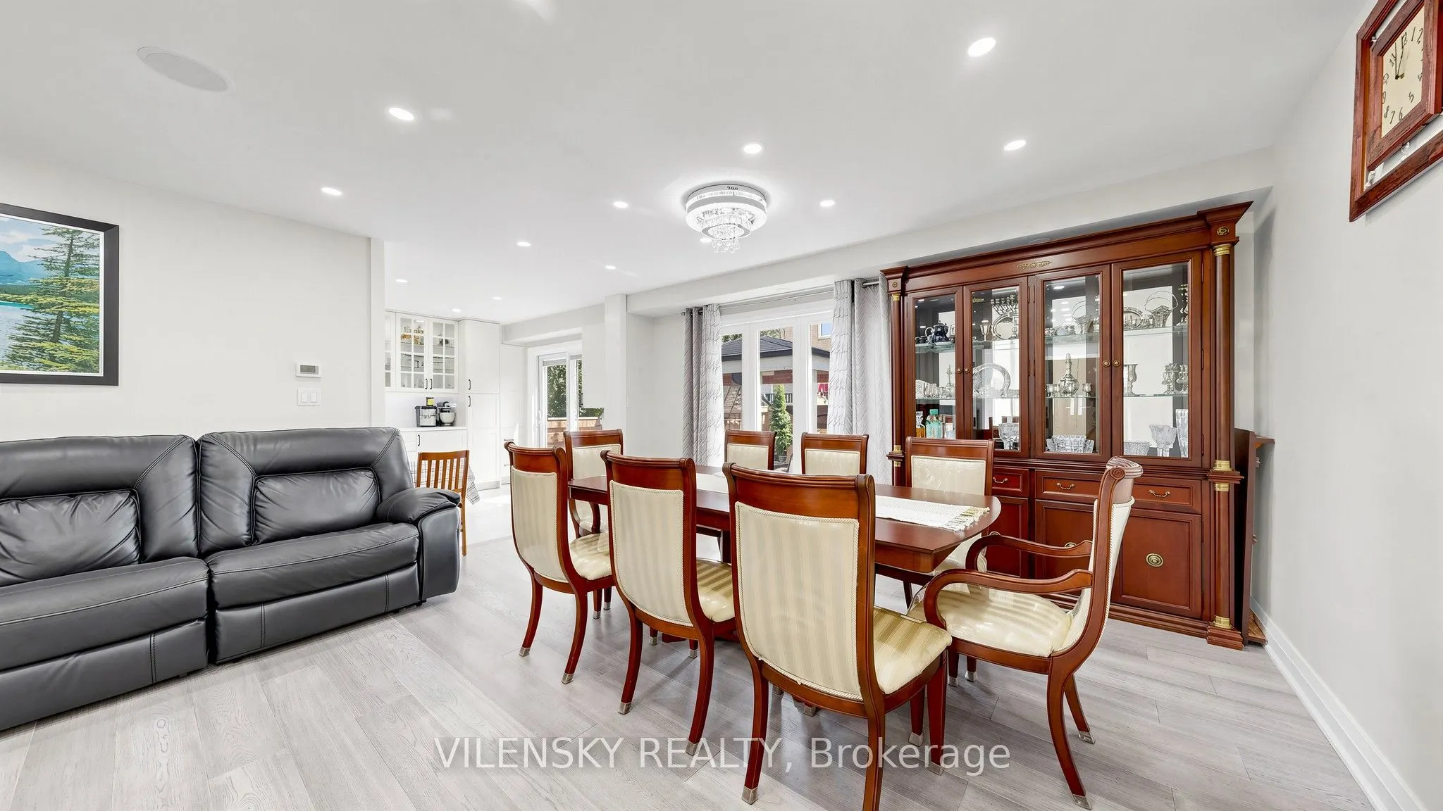 31 Lonny Court
