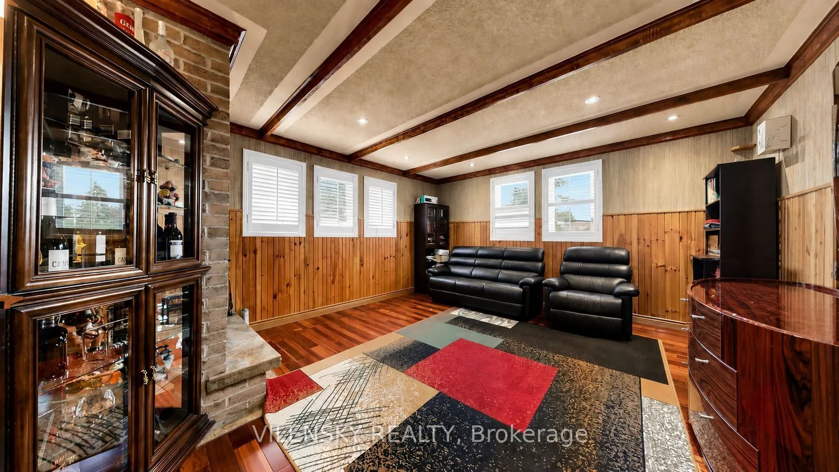 31 Lonny Court