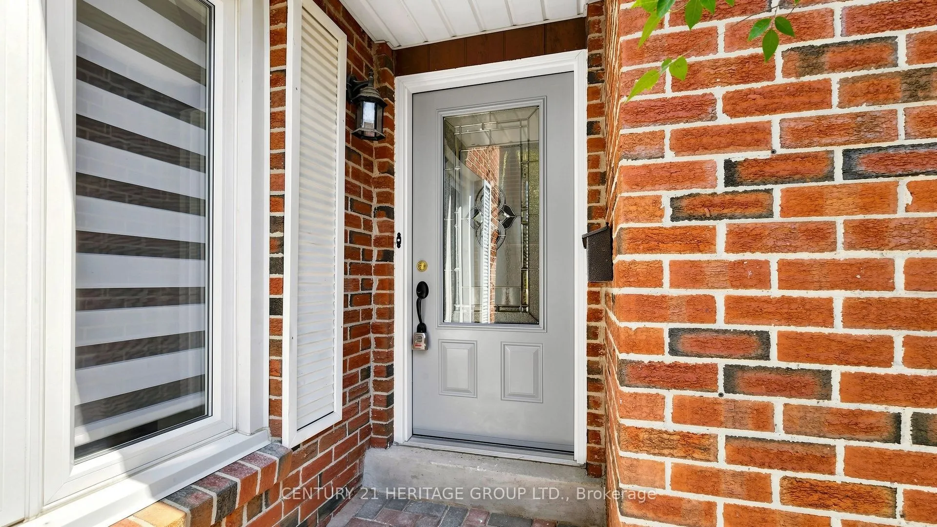 52 Lund Street