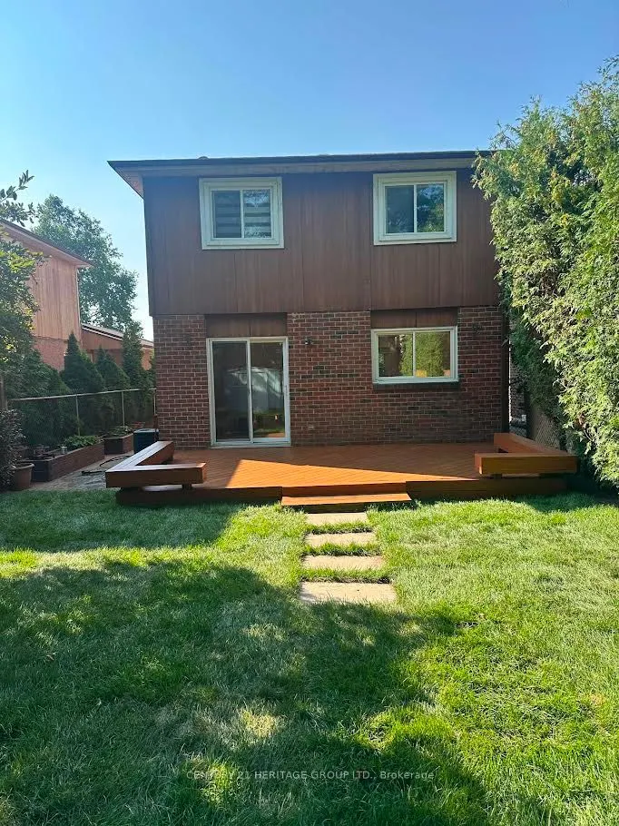 52 Lund Street