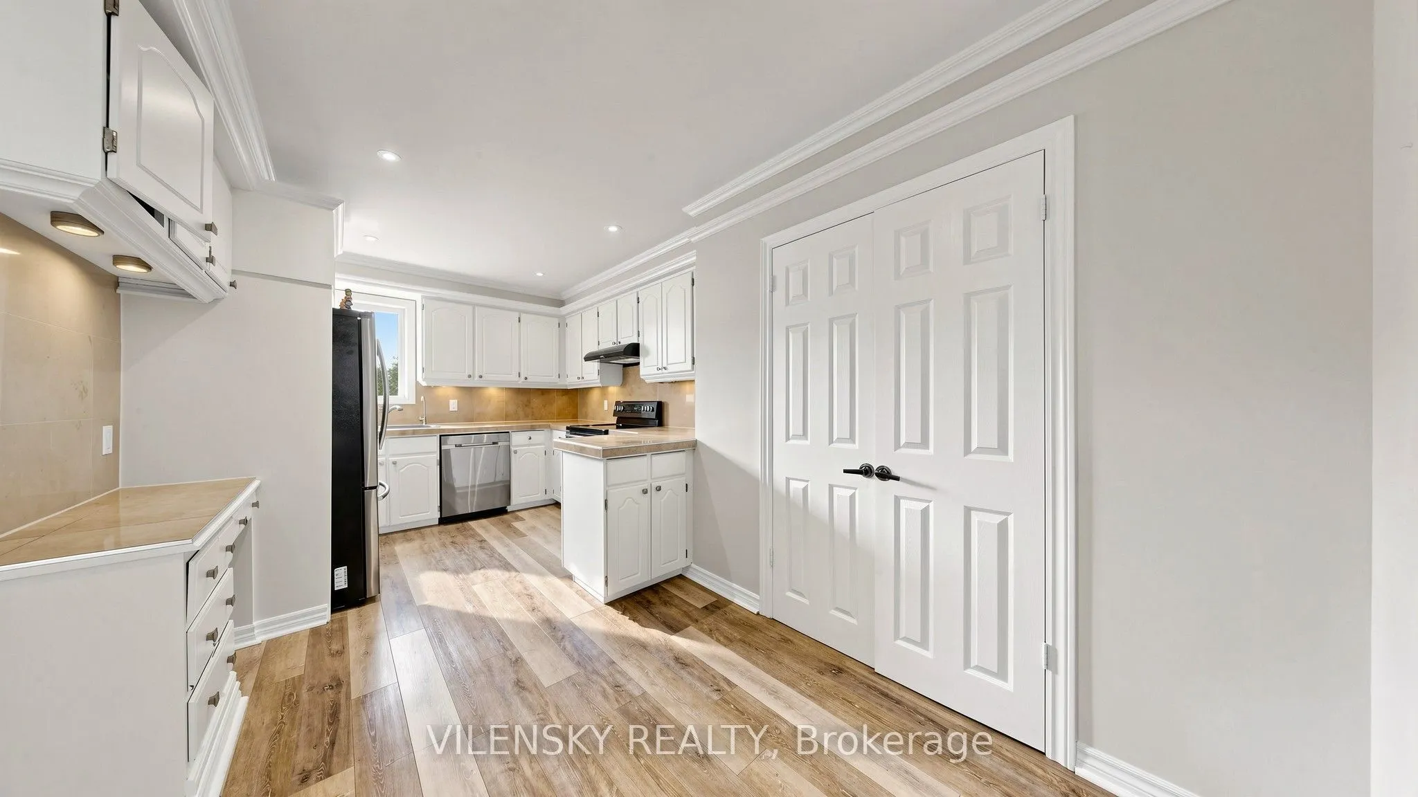 14 Poplar Crescent #19