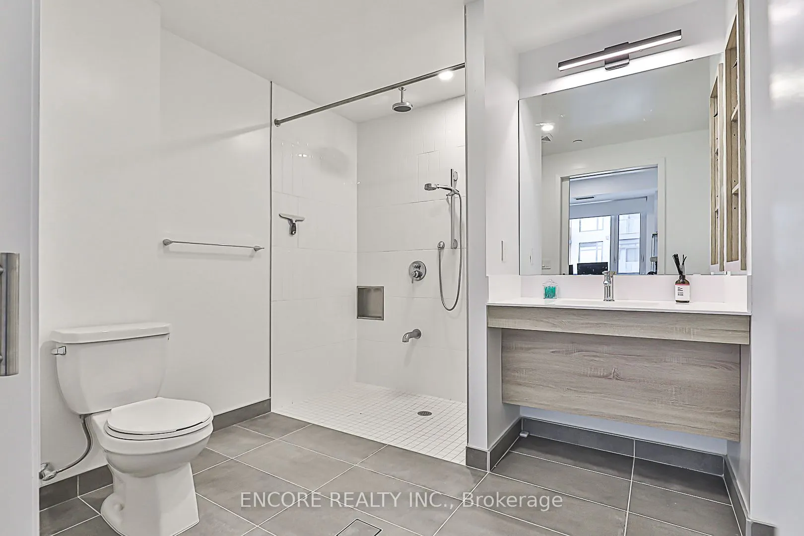 7950 Bathurst Street #B502