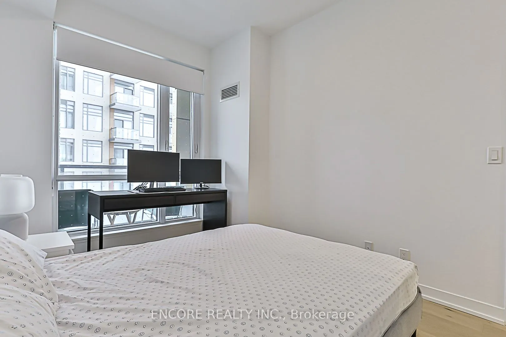 7950 Bathurst Street #B502
