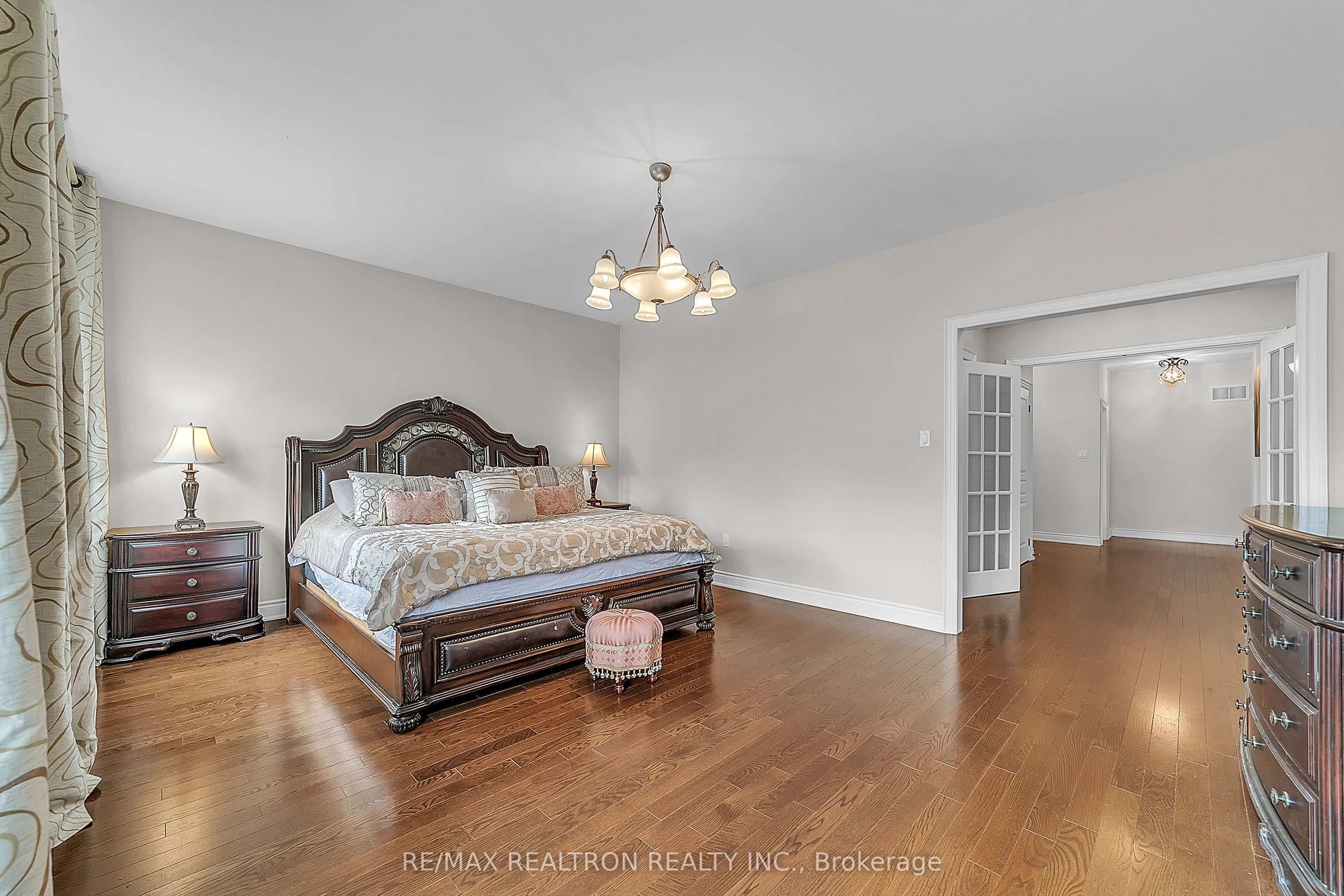 20 Rock Elm Court