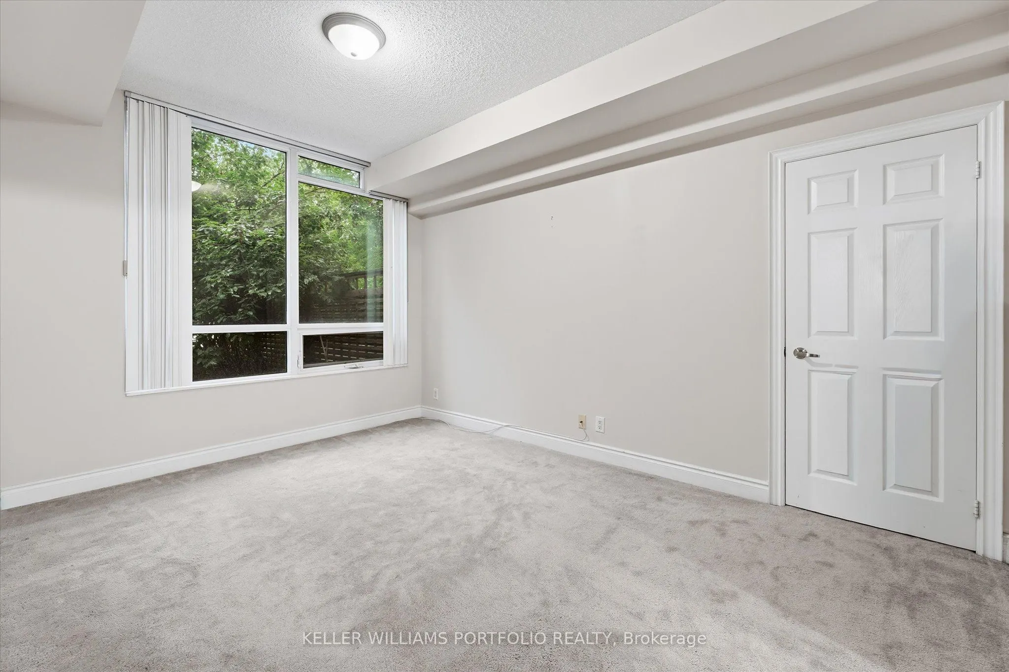33 Cox Boulevard #133