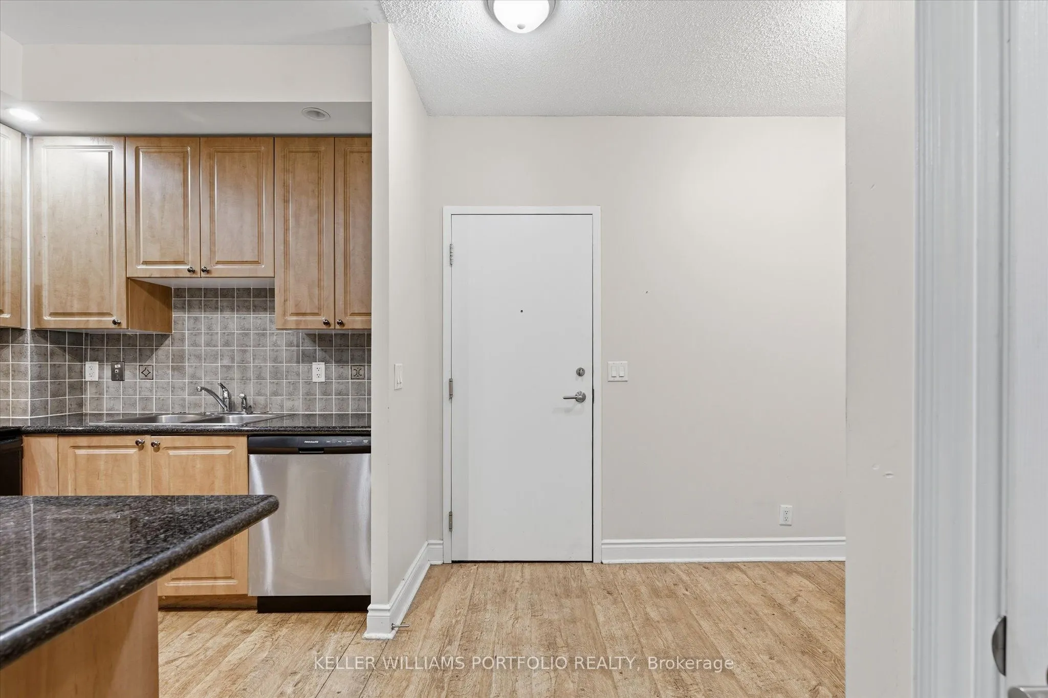 33 Cox Boulevard #133