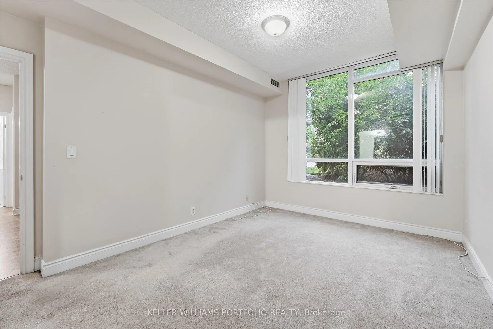 33 Cox Boulevard #133
