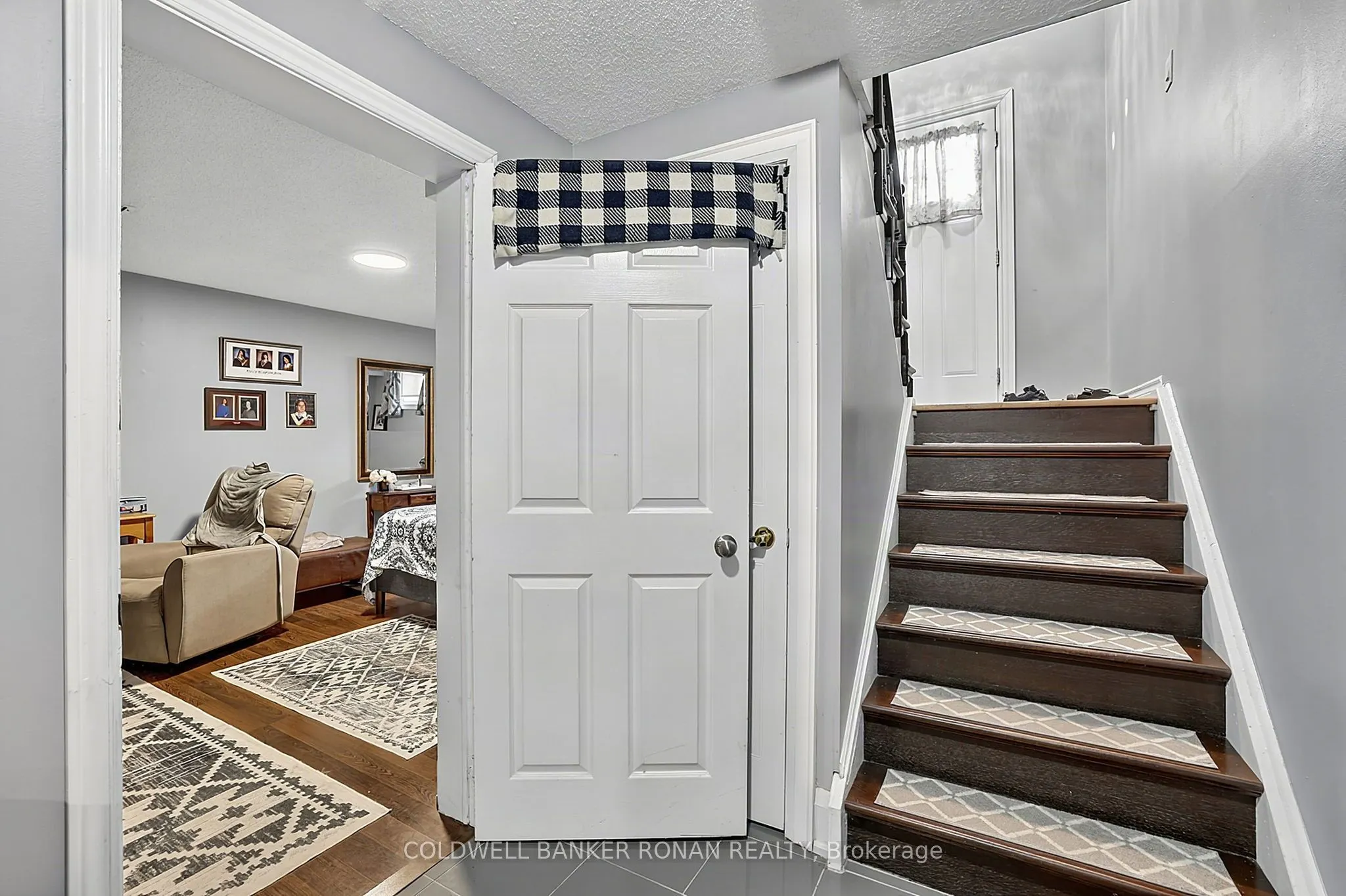 8 McCarthy Crescent