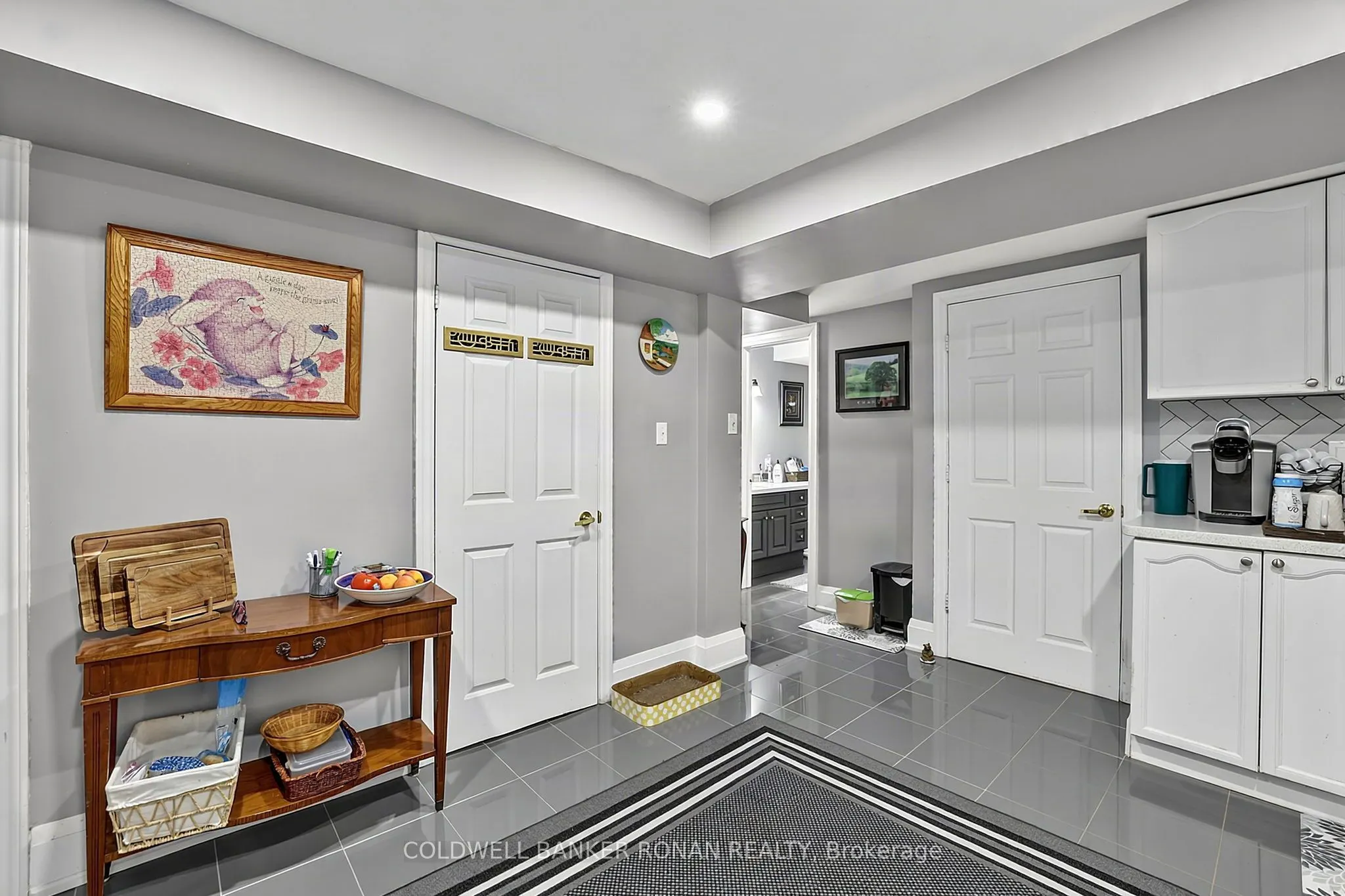 8 McCarthy Crescent
