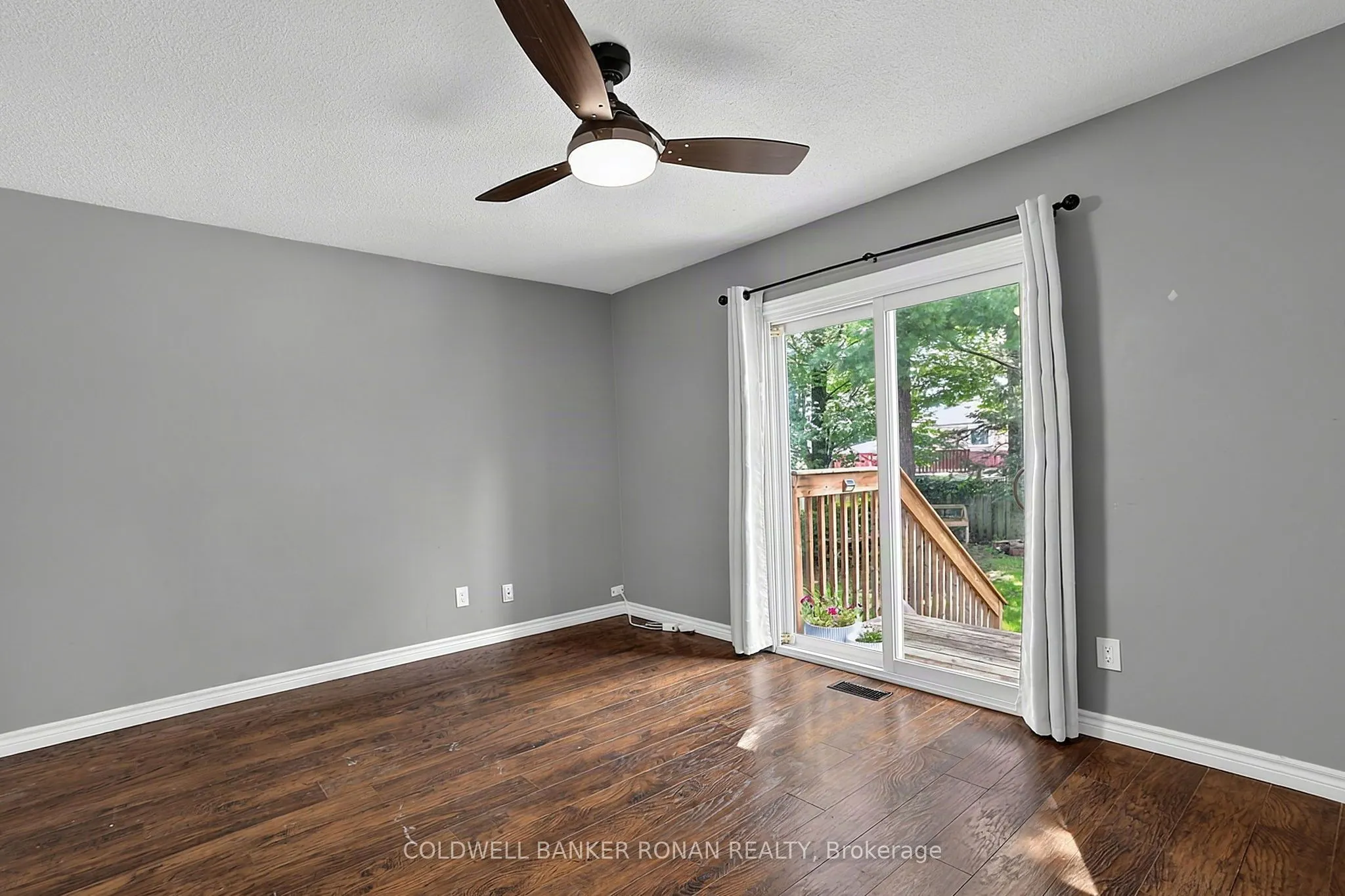 8 McCarthy Crescent
